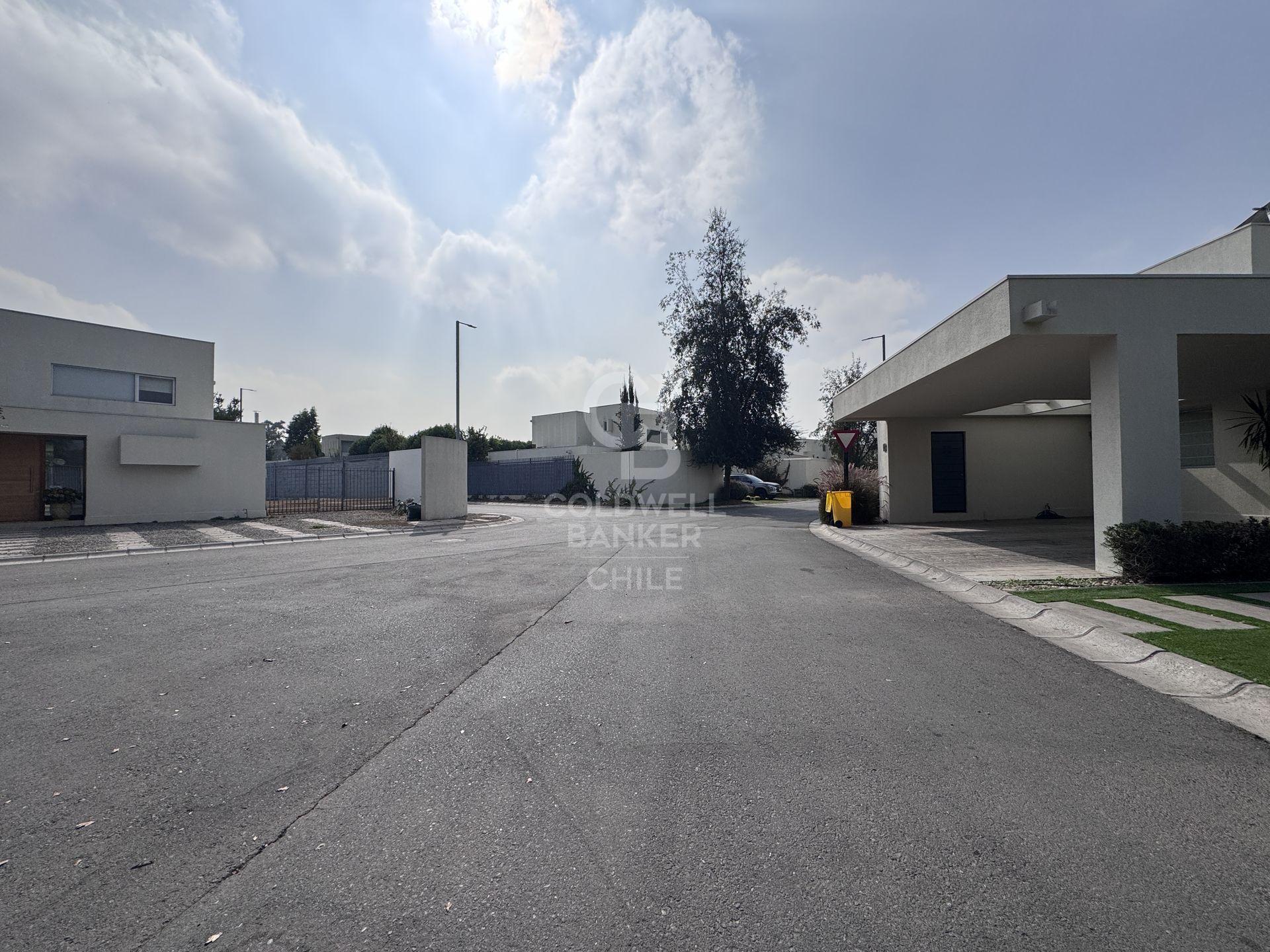 Colina, Chile, 3 Bedrooms Bedrooms, ,3 BathroomsBathrooms,Residential,For Sale,1926491