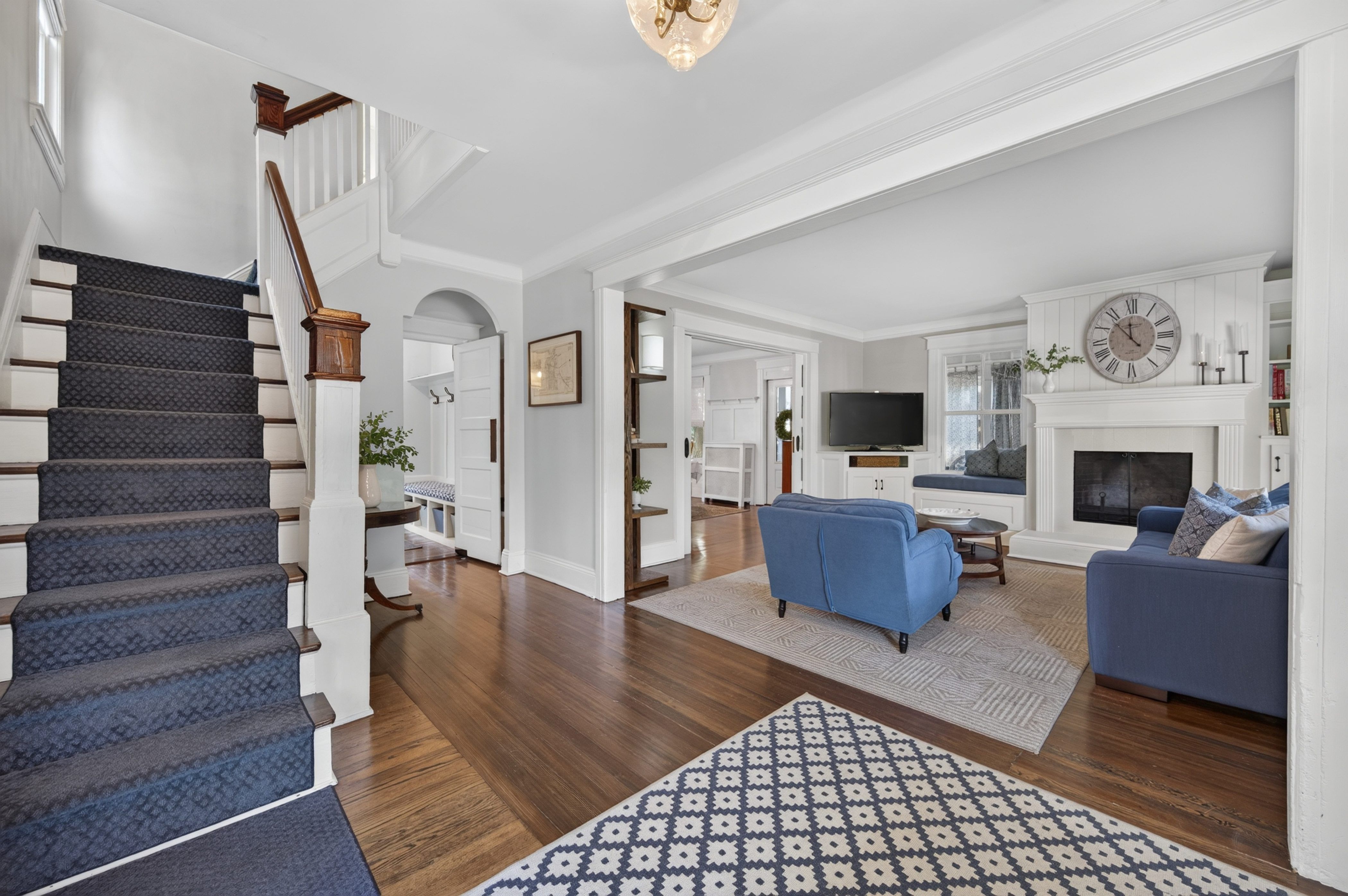  107 Sidney Street, Oyster Bay, NY, 11771 - 物件實景