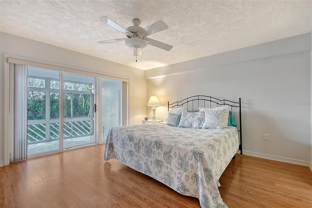 Bradenton, Florida, 34210, United States, 2 Bedrooms Bedrooms, ,3 BathroomsBathrooms,Residential,For Sale,1793424