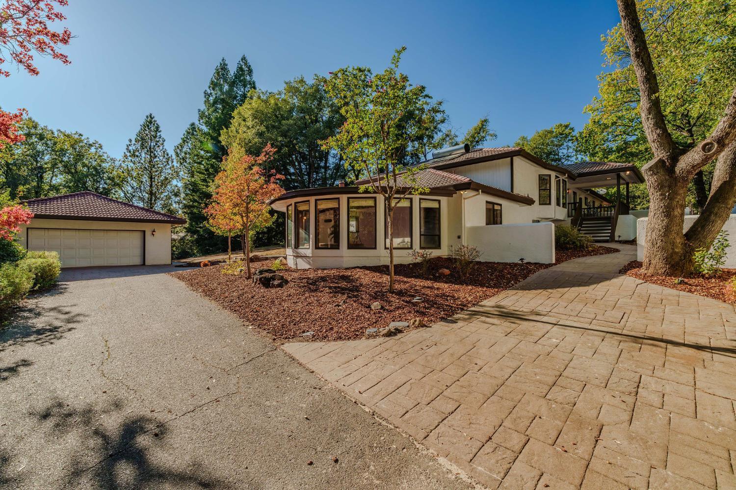 Pine Grove, California, 95665, United States, 3 Bedrooms Bedrooms, ,4 BathroomsBathrooms,Residential,For Sale,1975649