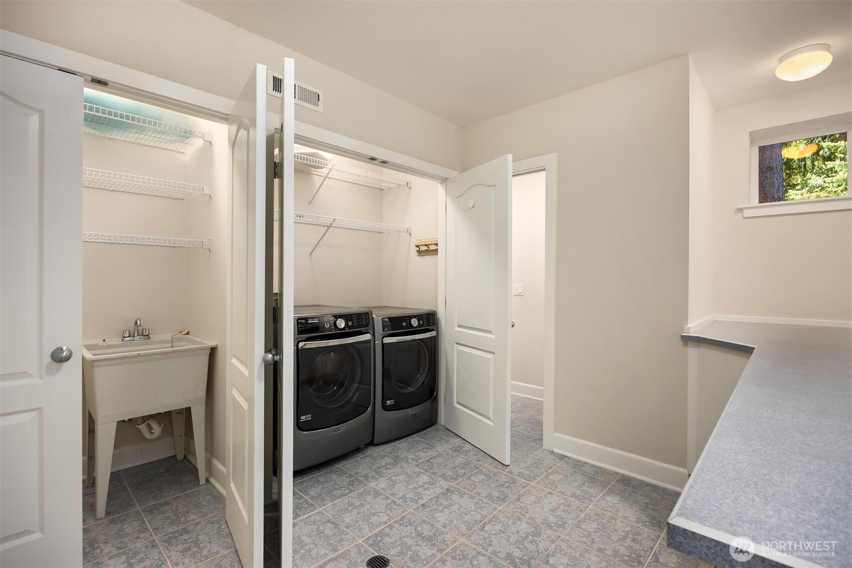 Bainbridge Island, Washington, 98110, United States, 3 Bedrooms Bedrooms, ,3 BathroomsBathrooms,Residential,For Sale,1896588
