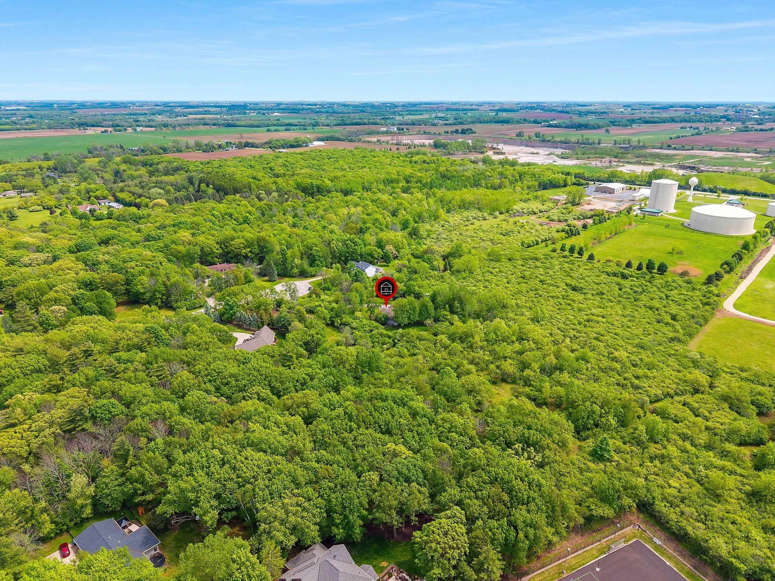 DE PERE, Wisconsin, 54115-9240, United States, 4 Bedrooms Bedrooms, ,4 BathroomsBathrooms,Residential,For Sale,2048017