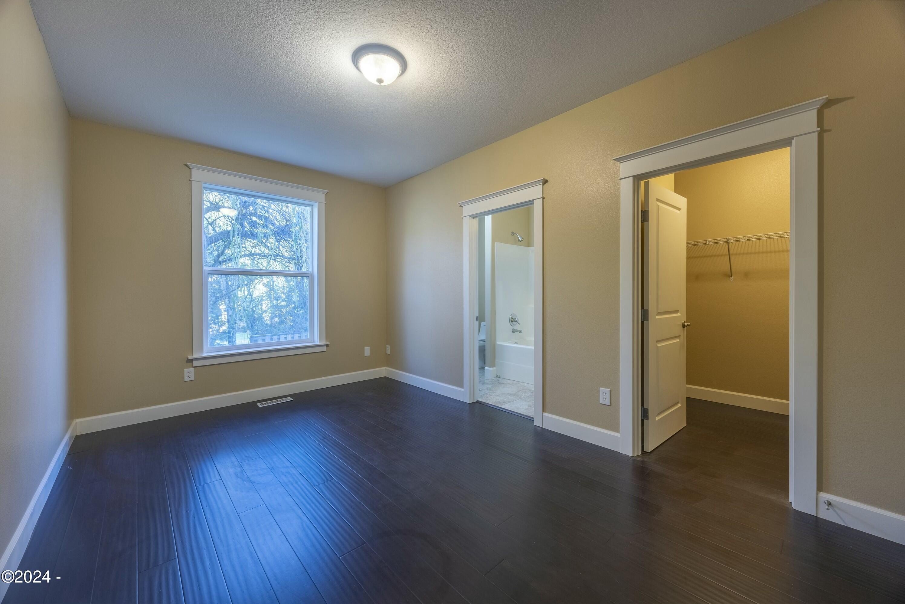 12989 SE Mountain Gate, Happy Valley, Oregon, 97086, United States, 4 Bedrooms Bedrooms, ,5 BathroomsBathrooms,Residential,For Sale,12989 SE Mountain Gate,1668514