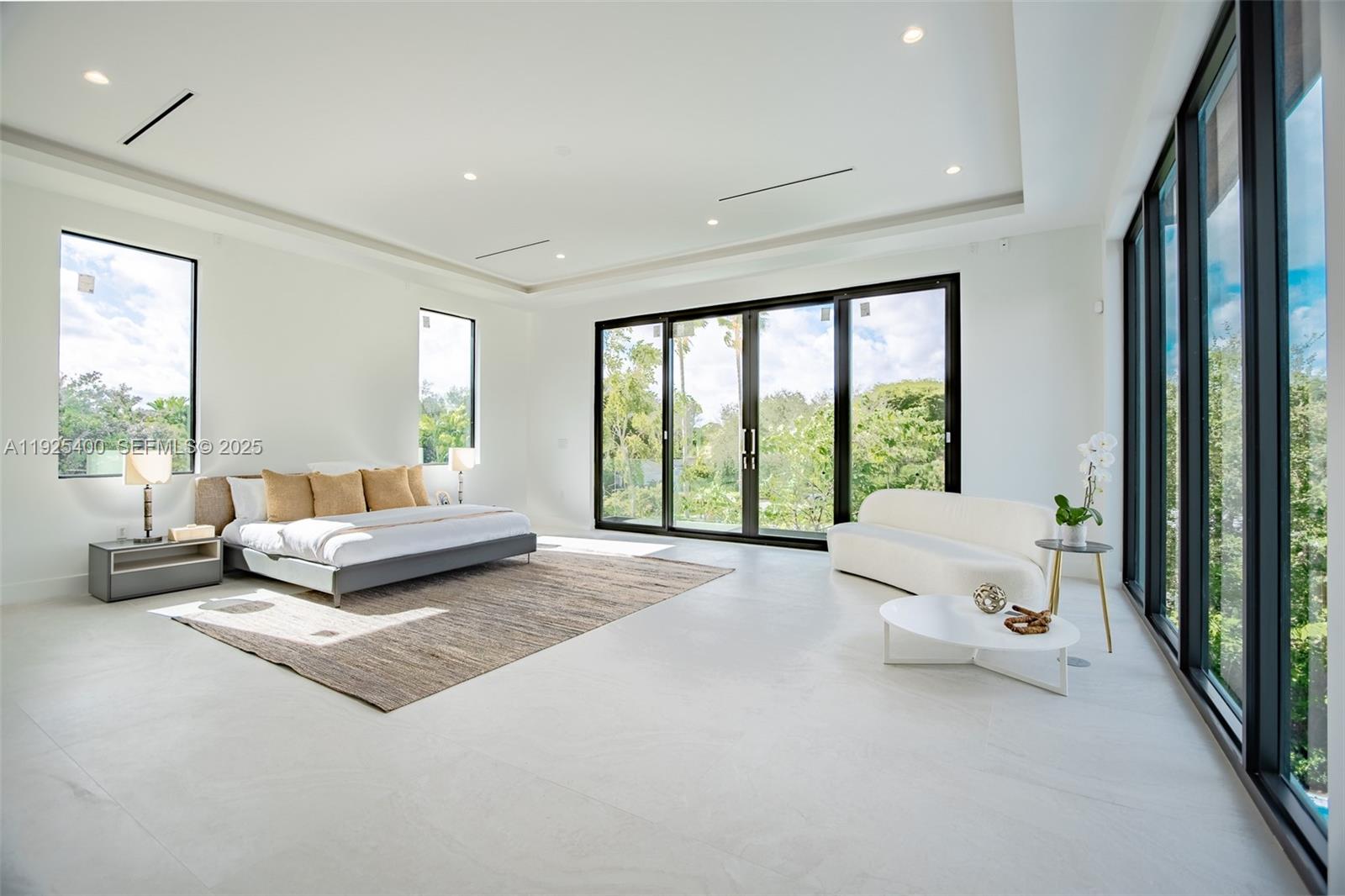 Pinecrest, Florida, 33156, United States, 6 Bedrooms Bedrooms, ,8 BathroomsBathrooms,Residential,For Sale,2003369