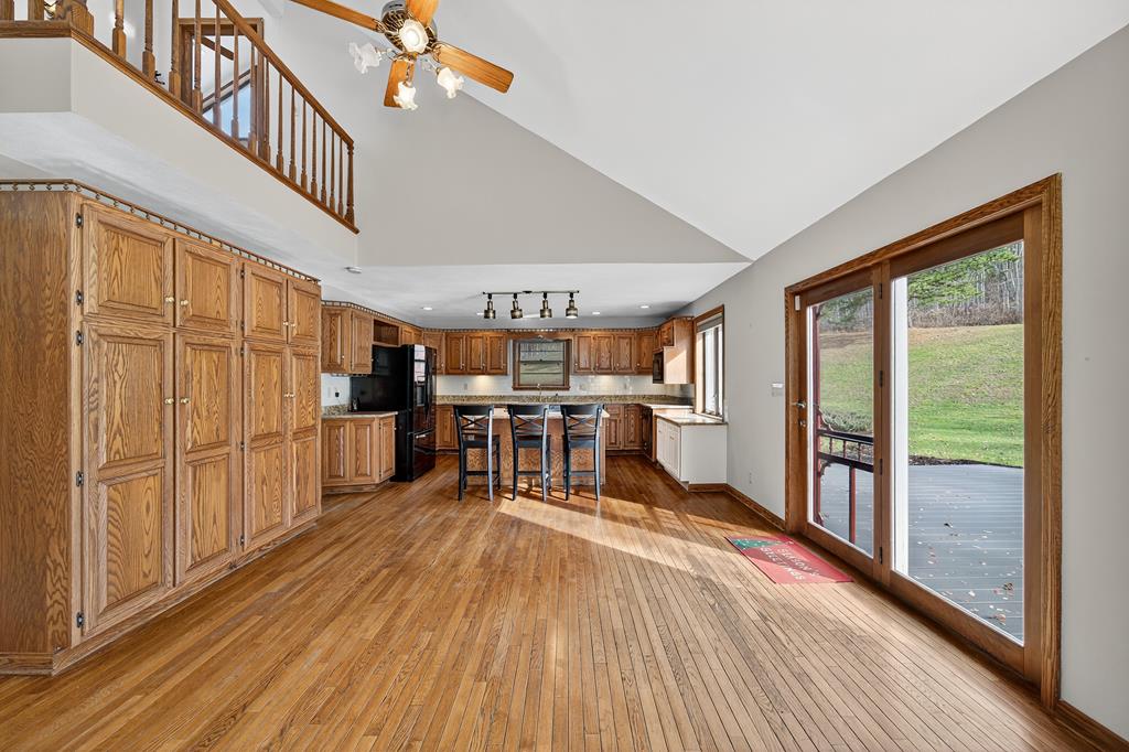 Athens, Pennsylvania, 18840, United States, 3 Bedrooms Bedrooms, ,3 BathroomsBathrooms,Residential,For Sale,1998184