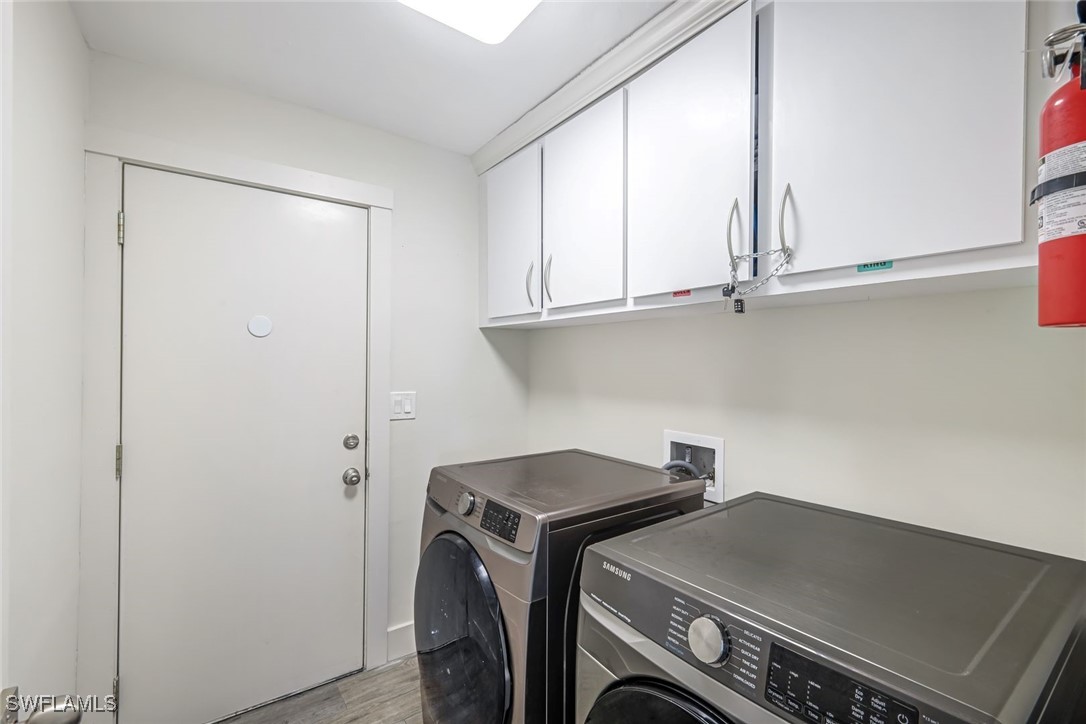 Cape Coral, Florida, 33914, United States, 5 Bedrooms Bedrooms, ,4 BathroomsBathrooms,Residential,For Sale,1980766