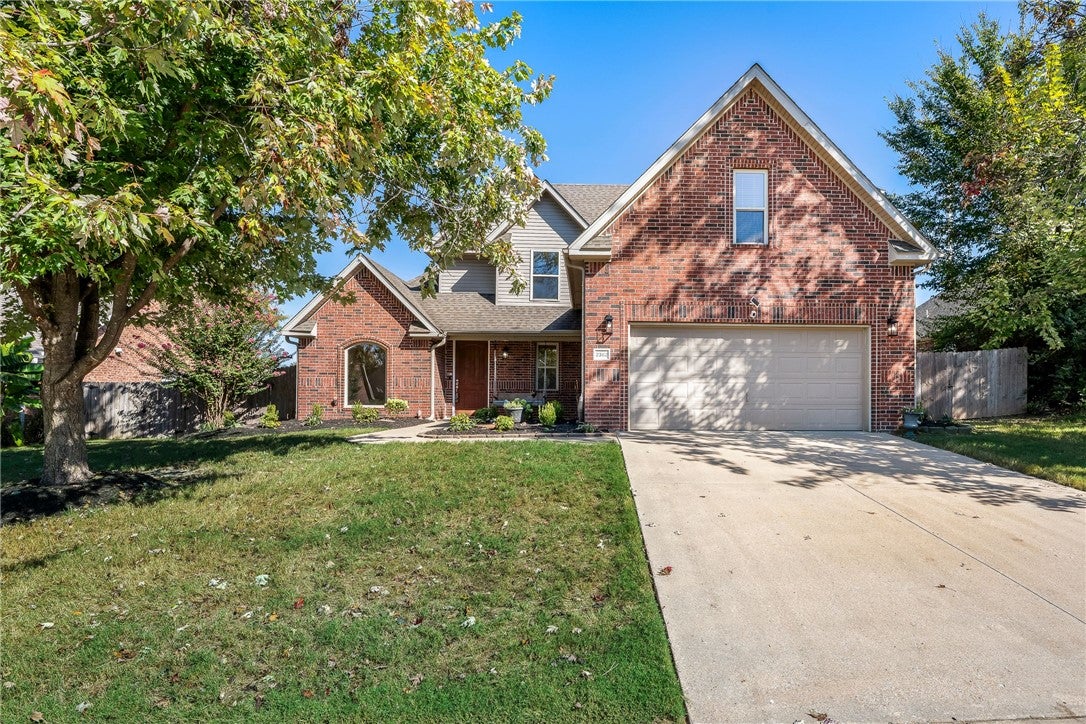 Hidden Creek Dr, Fayetteville, AR 72704