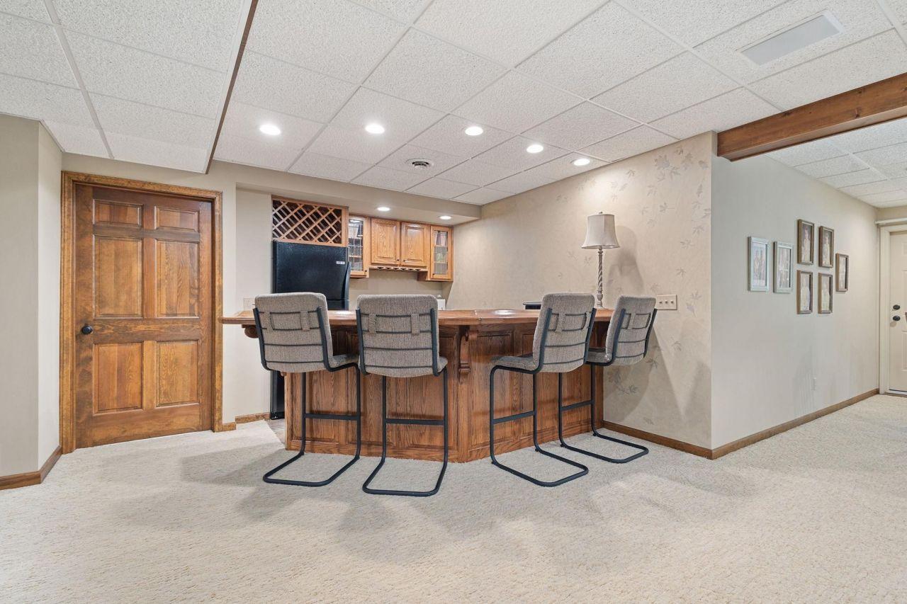 Bristol, Indiana, 46507, United States, 5 Bedrooms Bedrooms, ,4 BathroomsBathrooms,Residential,For Sale,1804432