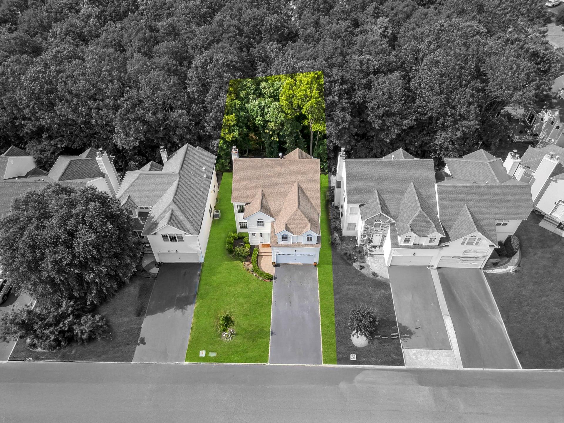 South Setauket, New York, 11720, United States, 3 Bedrooms Bedrooms, ,3 BathroomsBathrooms,Residential,For Sale,1892915