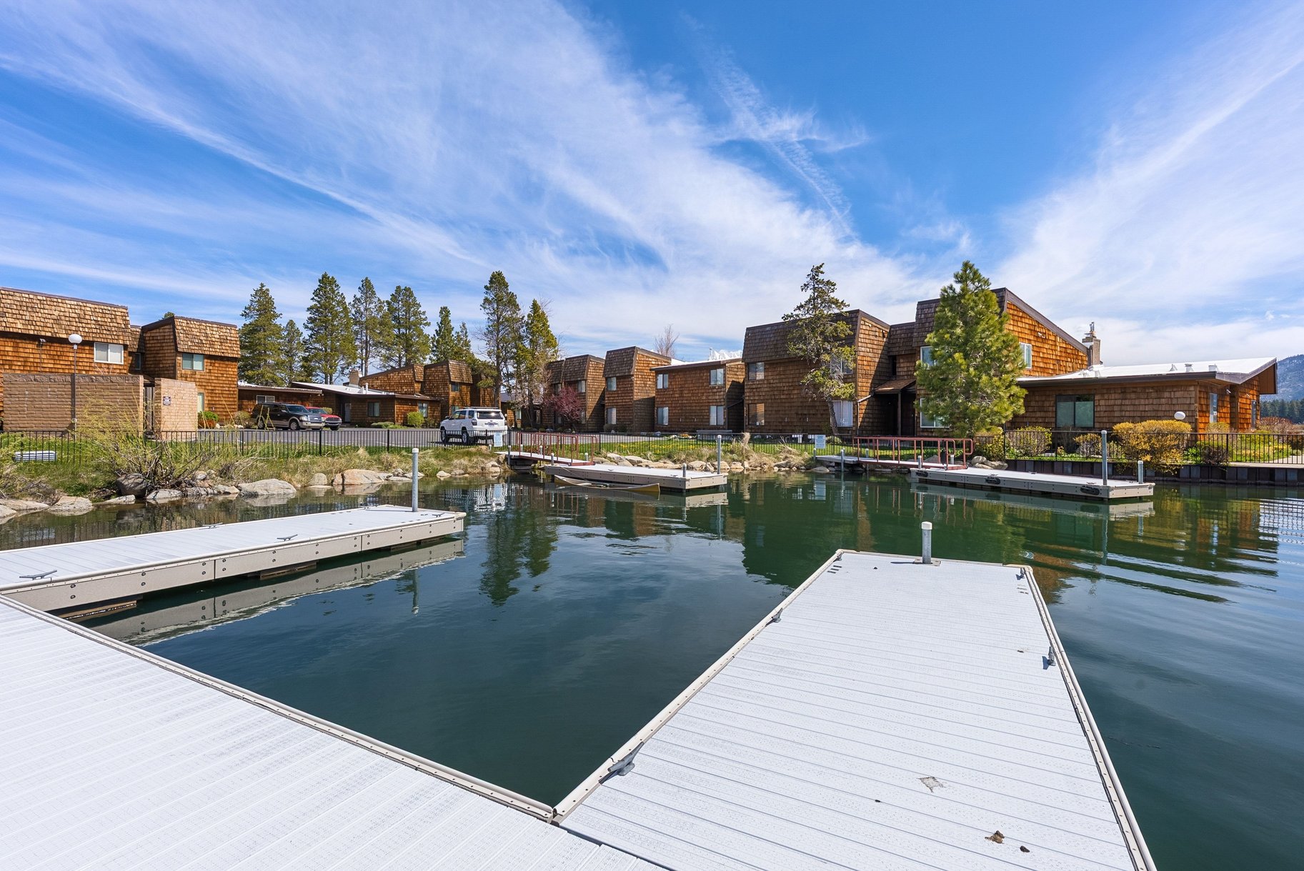  Lakeview Tahoe Keys Turnkey Townhome - 物件實景