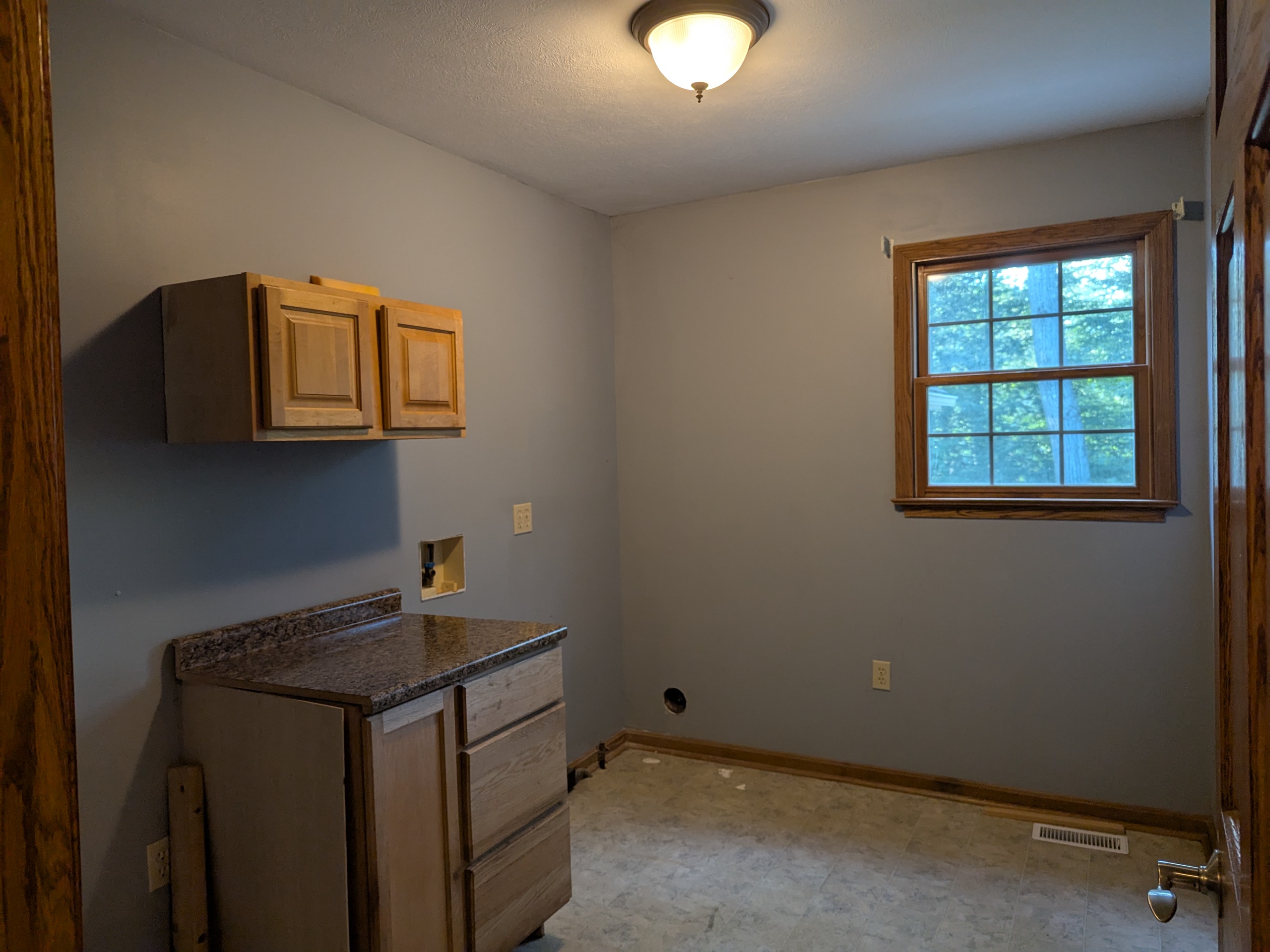 Uniontown, Ohio, 44685, United States, 6 Bedrooms Bedrooms, ,4 BathroomsBathrooms,Residential,For Sale,1945002