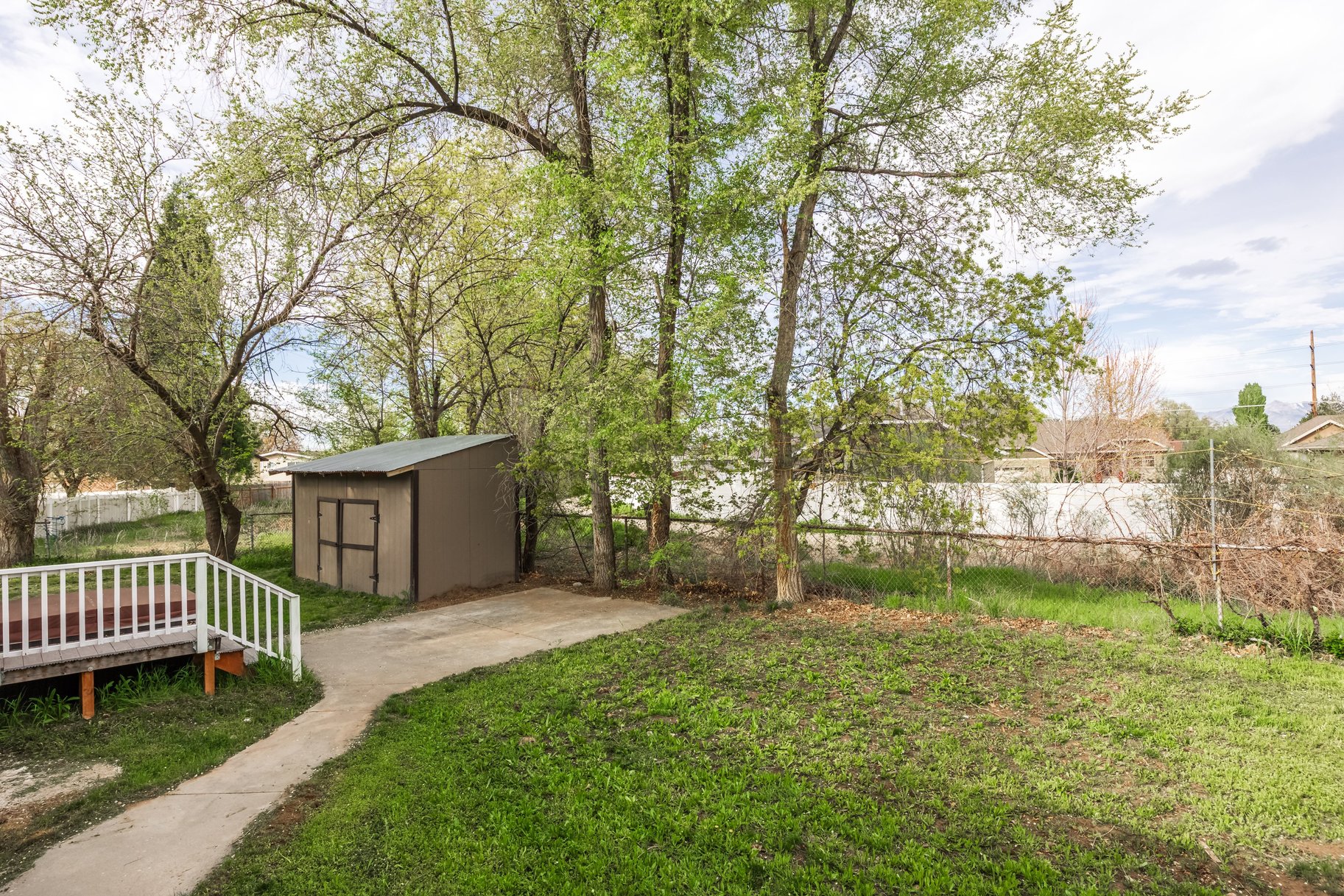  Spacious Property Down a Private Lane - 物件實景