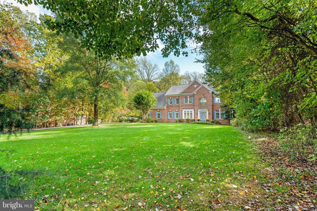 Fairfax, Virginia, 22033, United States, 6 Bedrooms Bedrooms, ,6 BathroomsBathrooms,Residential,For Sale,1973786