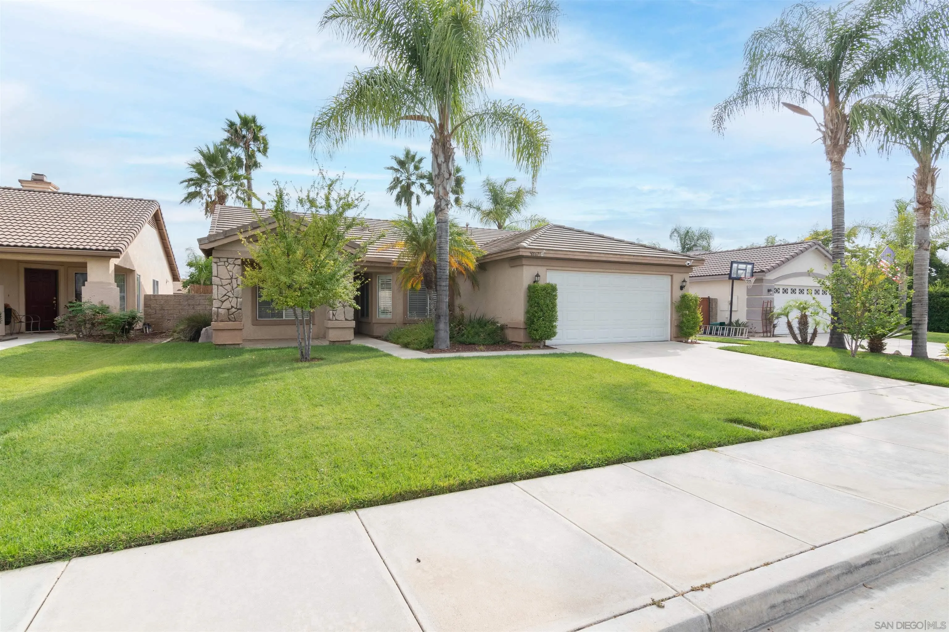 Winchester, California, 92596, United States, 3 Bedrooms Bedrooms, ,2 BathroomsBathrooms,Residential,For Sale,1956412