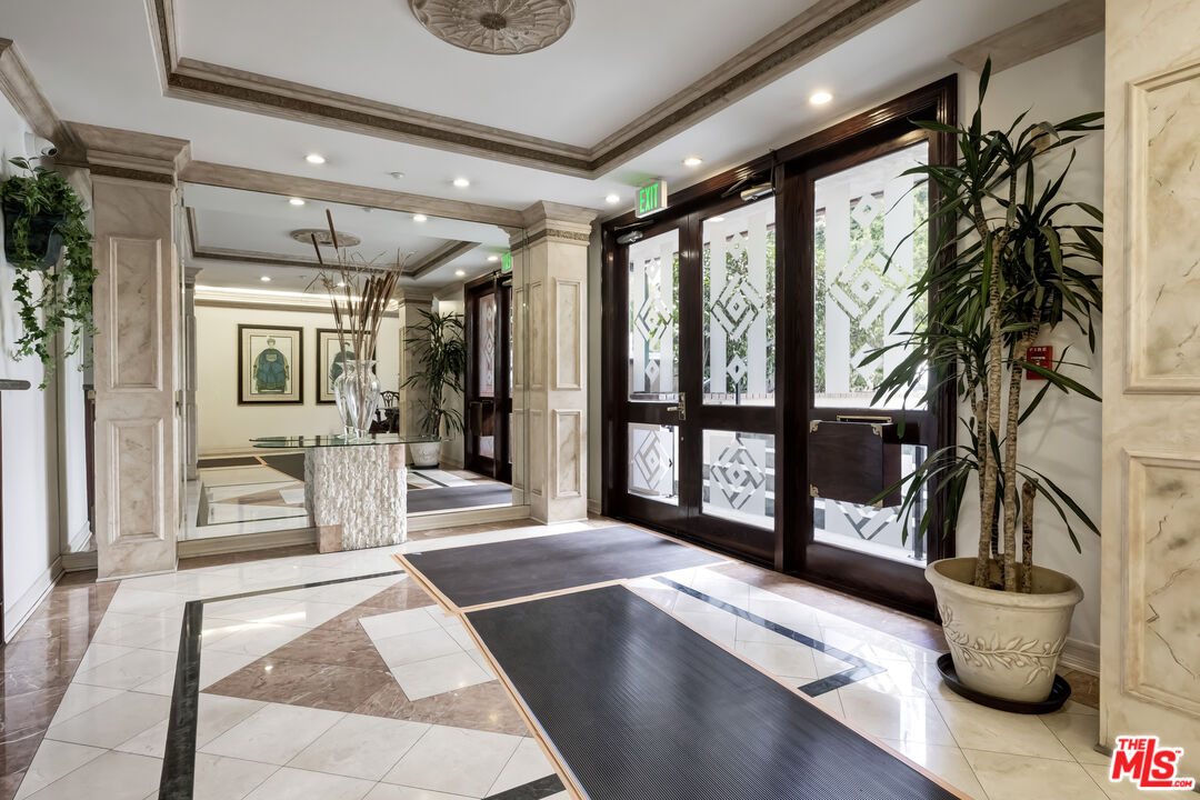 Beverly Hills, California, 90211, United States, 2 Bedrooms Bedrooms, ,3 BathroomsBathrooms,Residential,For Sale,1897211