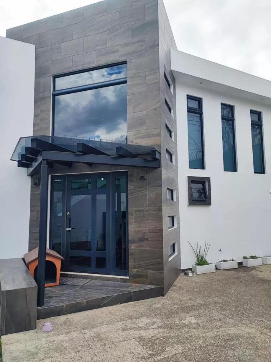 Cuautitlán Izcalli, Estado de méxico, 54766, Mexico, 3 Bedrooms Bedrooms, ,4 BathroomsBathrooms,Residential,For Sale,1684601