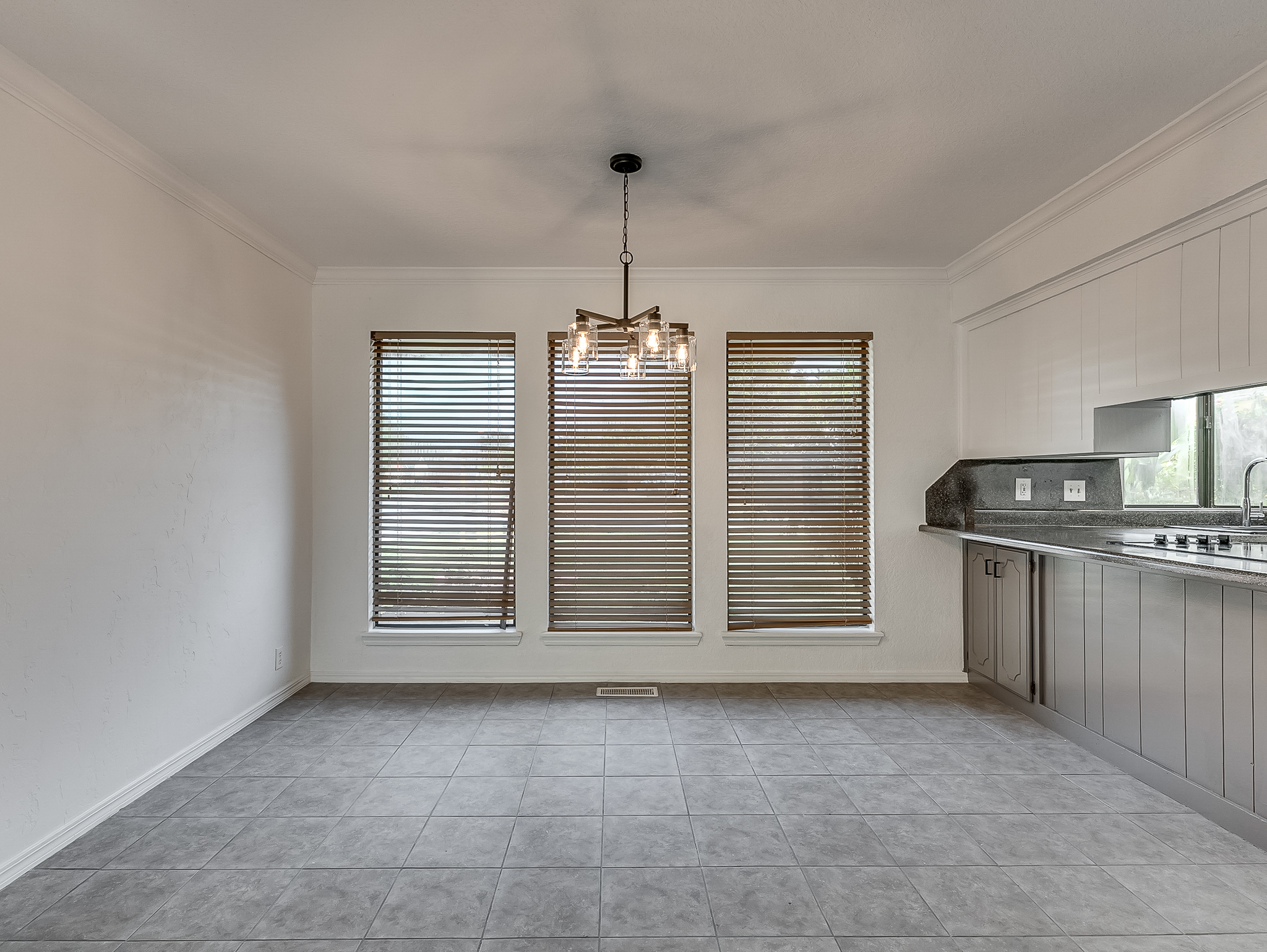  1509 Sand Springs Trail, Edmond, OK 73013 - 物件實景