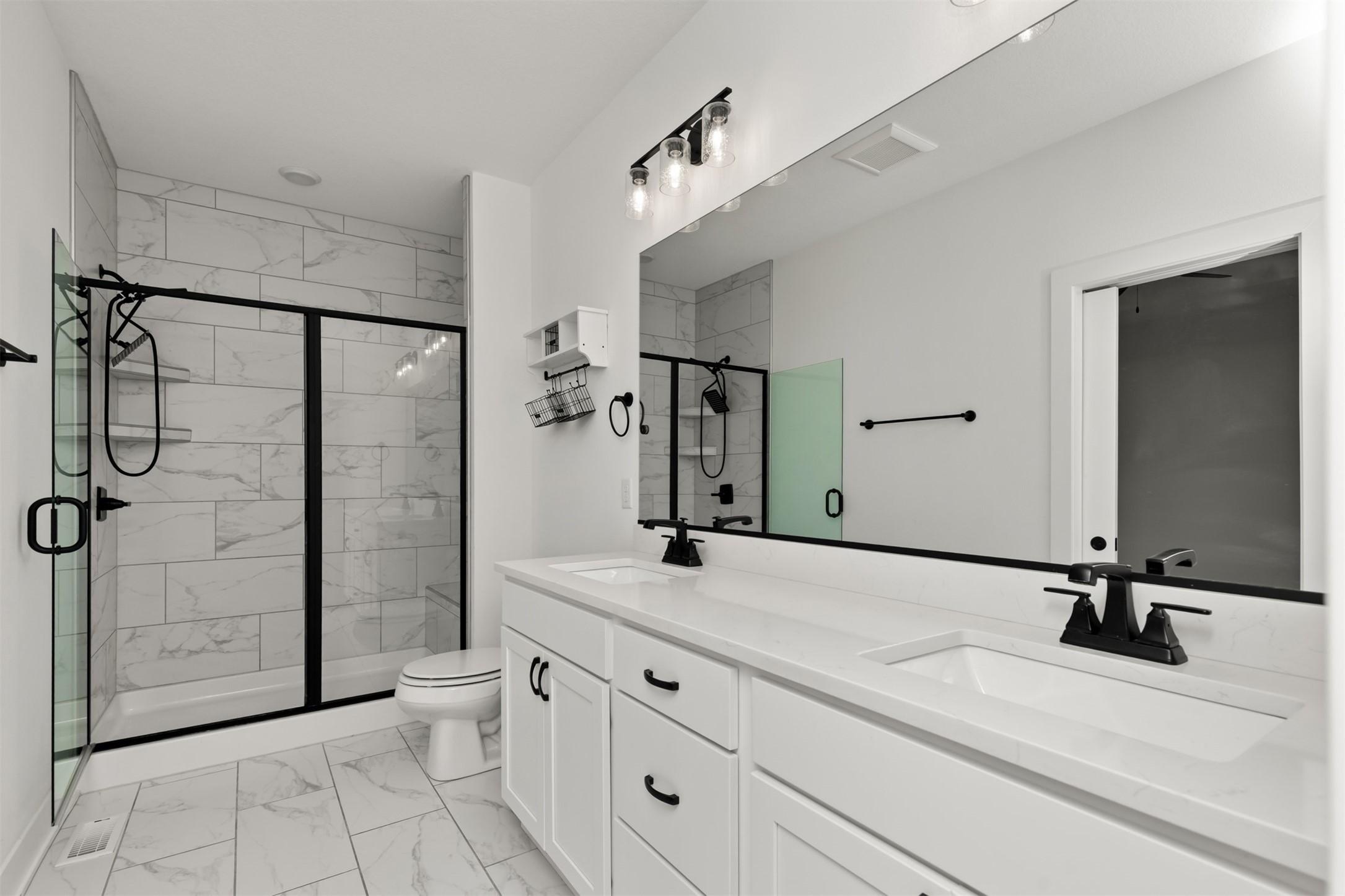 Waukee, Iowa, 50263, United States, 4 Bedrooms Bedrooms, ,3 BathroomsBathrooms,Residential,For Sale,1979913