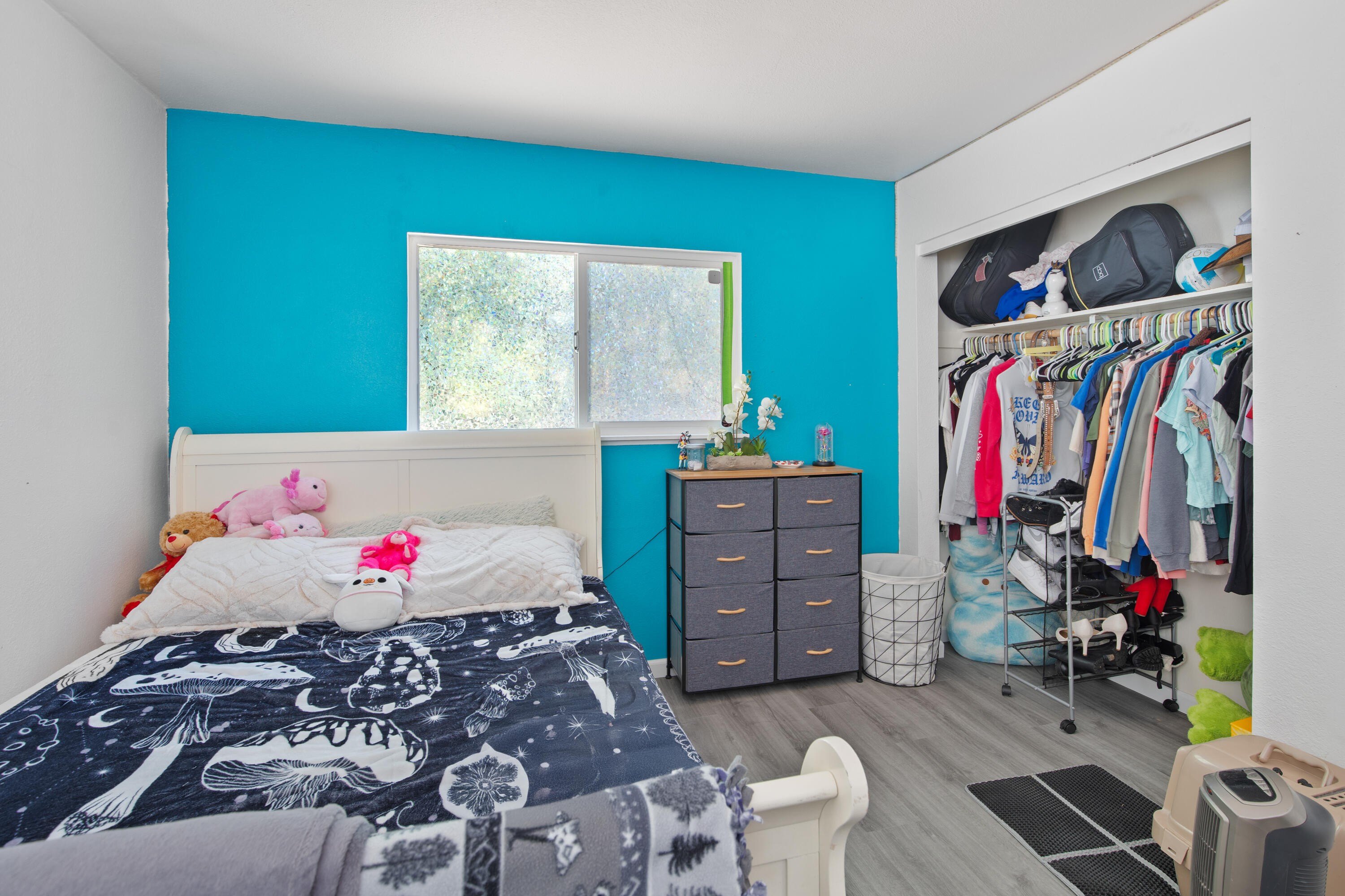 Williams, Oregon, 97544, United States, 3 Bedrooms Bedrooms, ,2 BathroomsBathrooms,Residential,For Sale,1983882