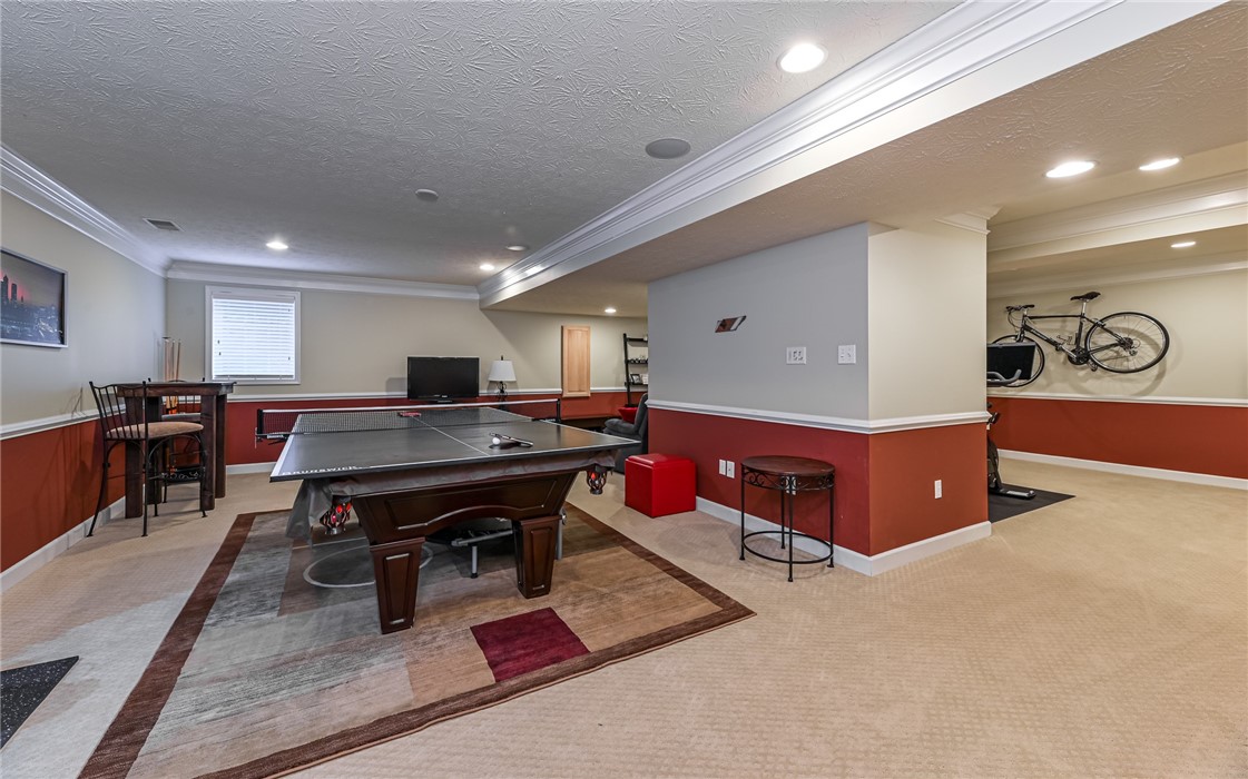 Adams Twp, Pennsylvania, 16046, United States, 4 Bedrooms Bedrooms, ,4 BathroomsBathrooms,Residential,For Sale,1827880