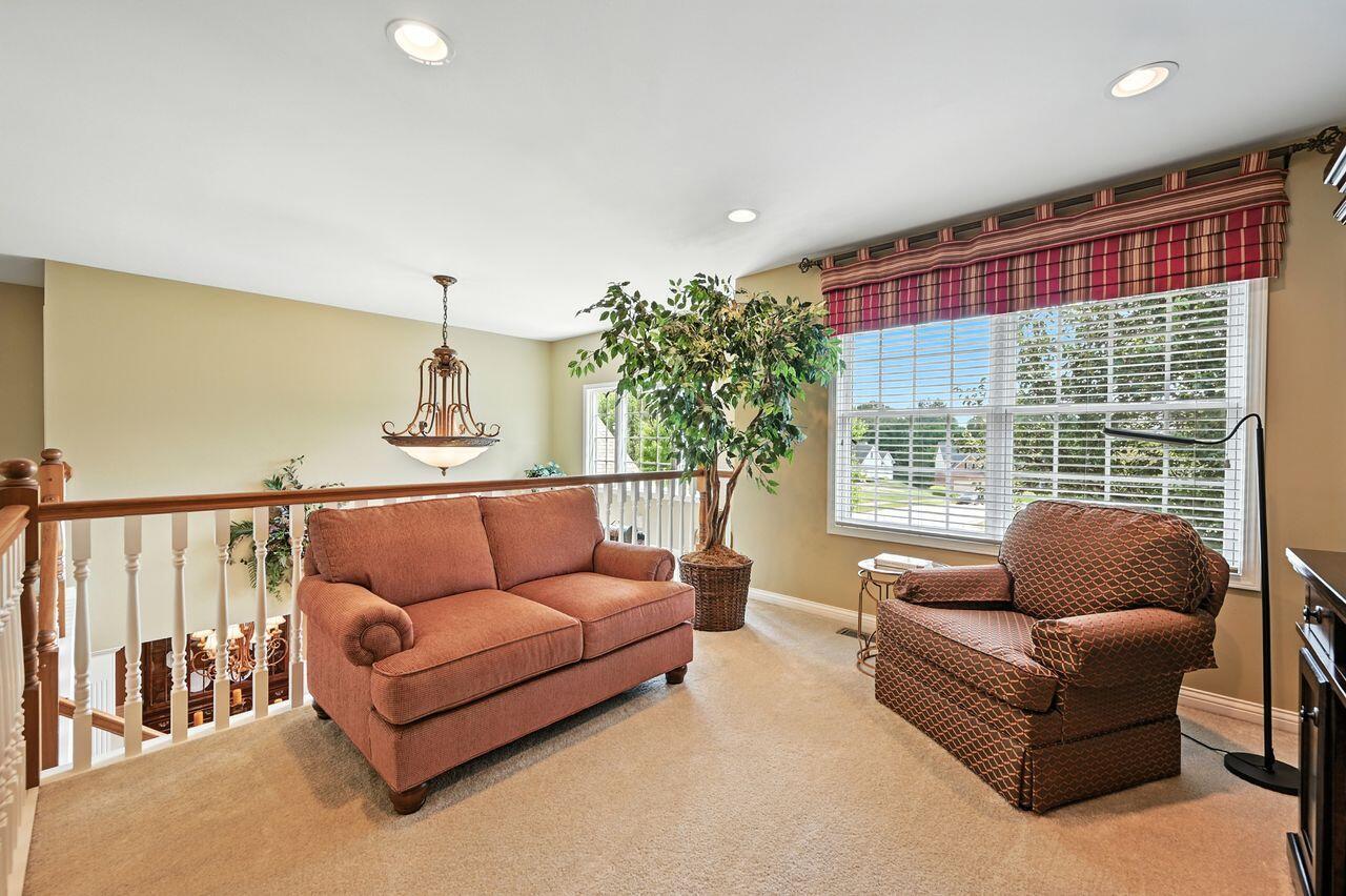 Union, Kentucky, 41091, United States, 4 Bedrooms Bedrooms, ,5 BathroomsBathrooms,Residential,For Sale,1961010