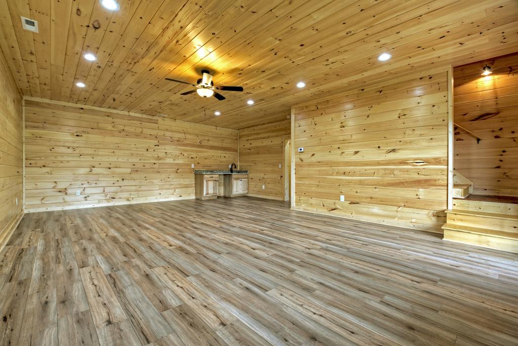 Mineral Bluff, Georgia, 30559, United States, 3 Bedrooms Bedrooms, ,3 BathroomsBathrooms,Residential,For Sale,2006595