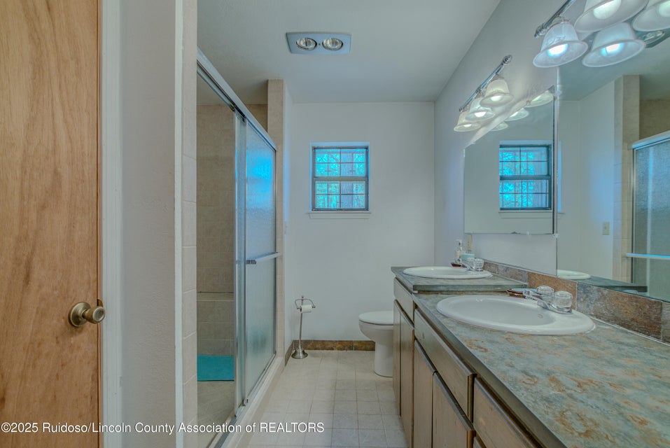 Ruidoso, New Mexico, 88345, United States, 3 Bedrooms Bedrooms, ,3 BathroomsBathrooms,Residential,For Sale,1977803