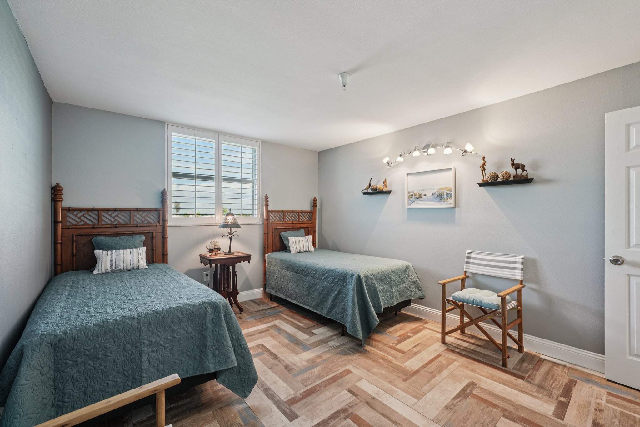 Madiera Beach, Florida, 33708, United States, 3 Bedrooms Bedrooms, ,2 BathroomsBathrooms,Residential,For Sale,1990393