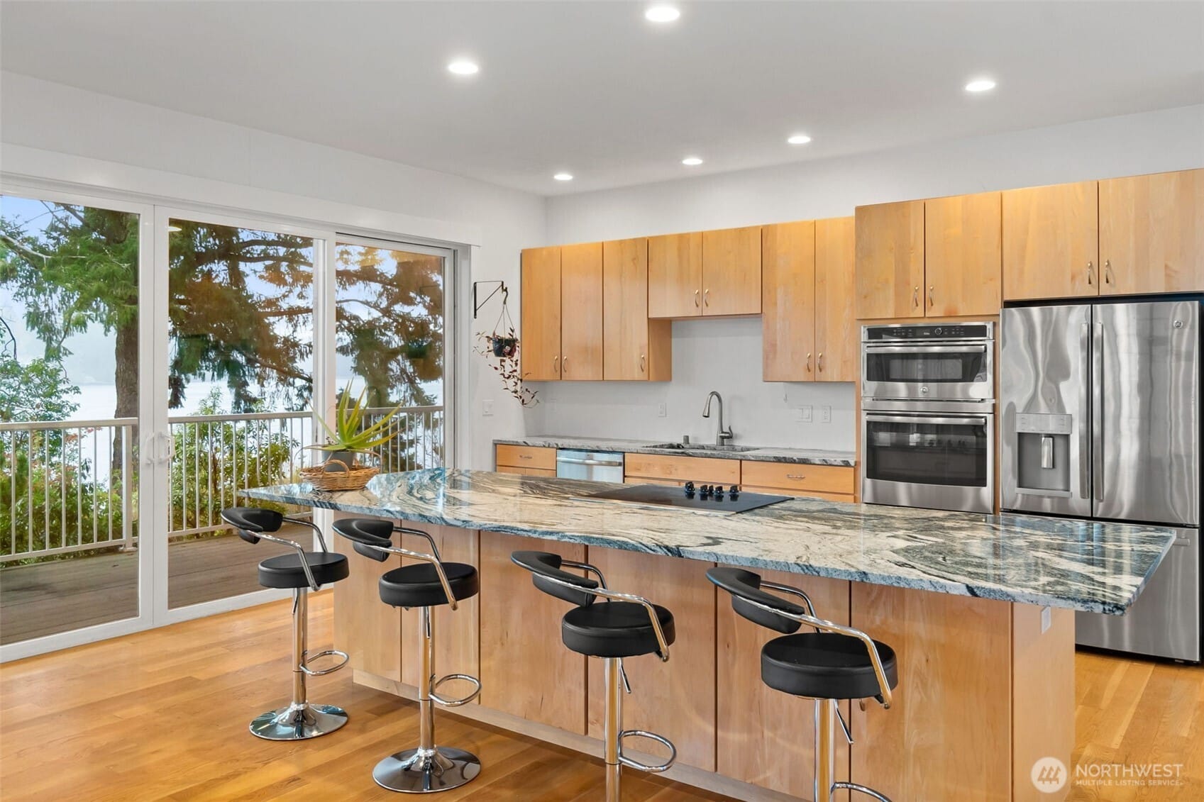 Shelton, Washington, 98584, United States, 3 Bedrooms Bedrooms, ,2 BathroomsBathrooms,Residential,For Sale,1992826