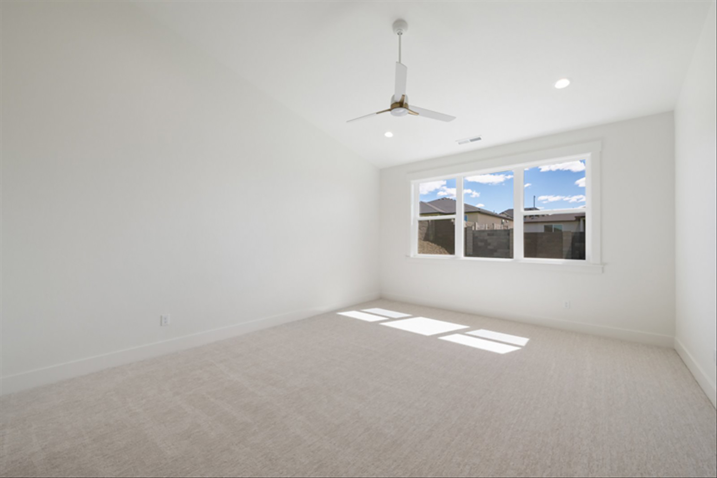  The Camas 3Bedroom plus Den - 物件實景