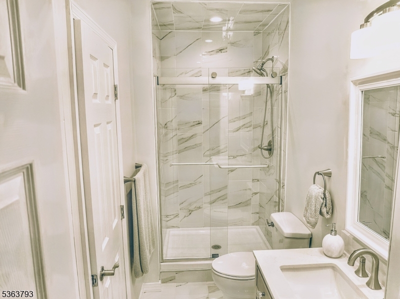 North Haledon Boro, New Jersey, 07508, United States, 4 Bedrooms Bedrooms, ,4 BathroomsBathrooms,Residential,For Sale,1866424