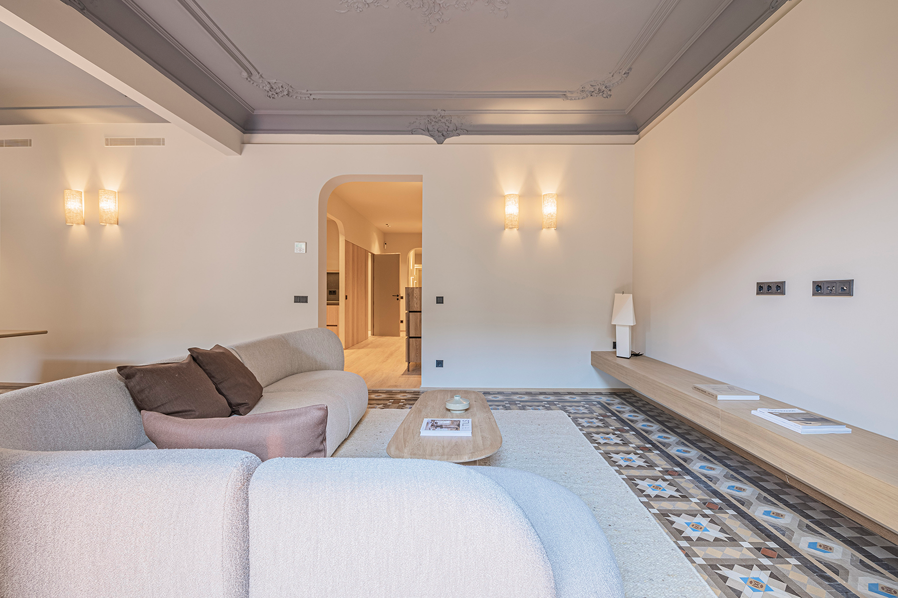 Modernist flat in Eixample with premium finishes in the Quadrat d