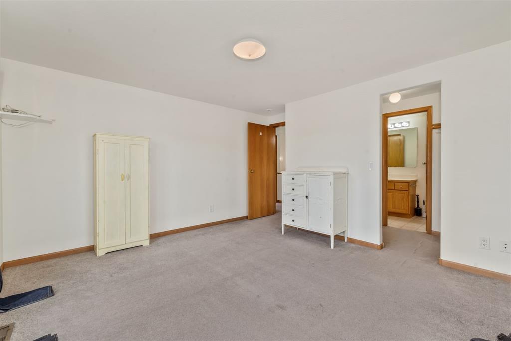 Steamboat Springs, Colorado, 80487, United States, 3 Bedrooms Bedrooms, ,2 BathroomsBathrooms,Residential,For Sale,2003476