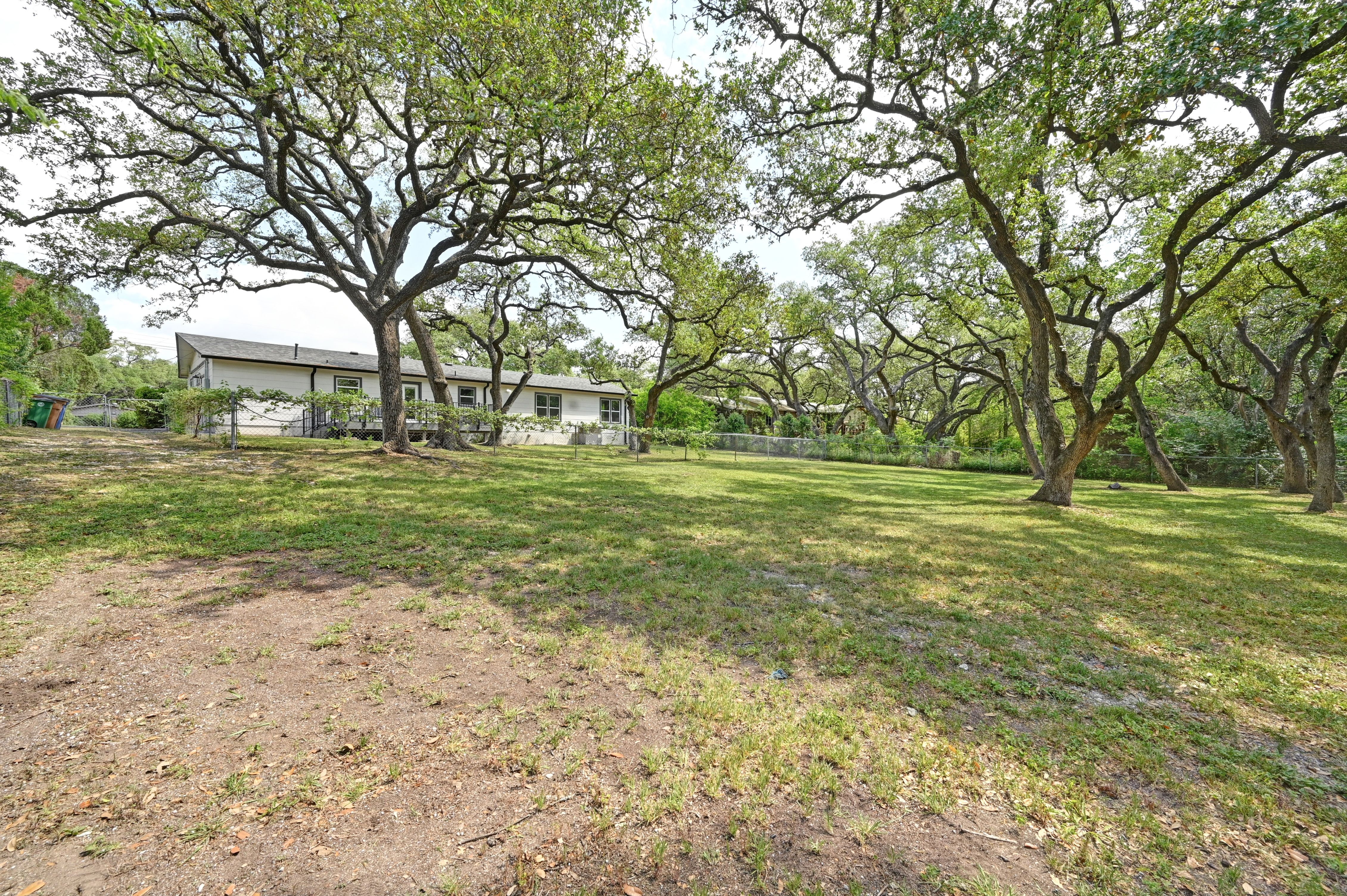  Tranquil Street in South Austin - 物件實景