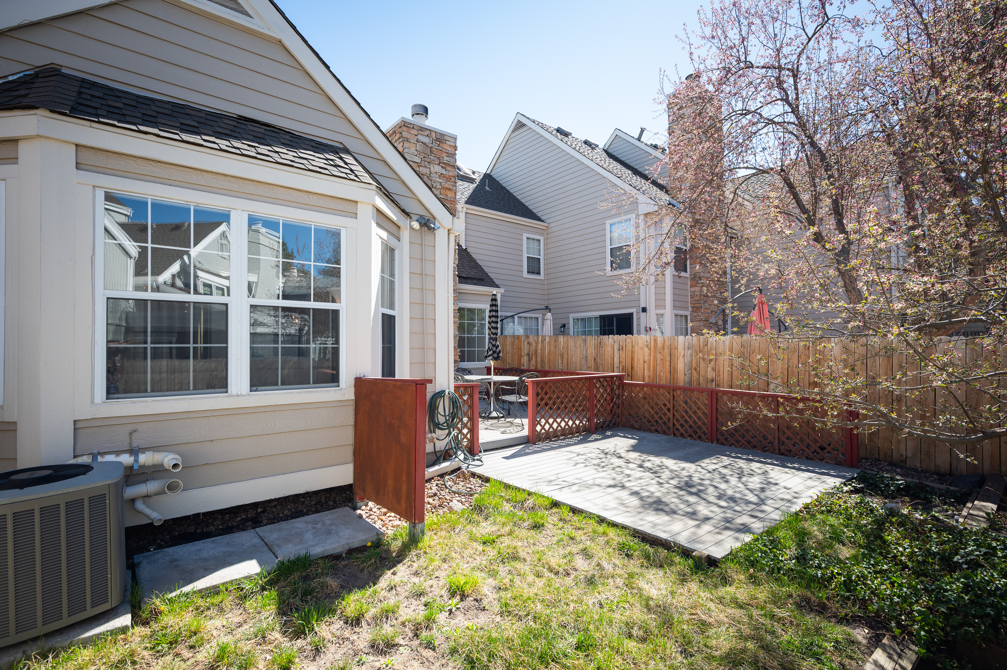  Light And Bright, Lovely Provence Townhome - 物件實景