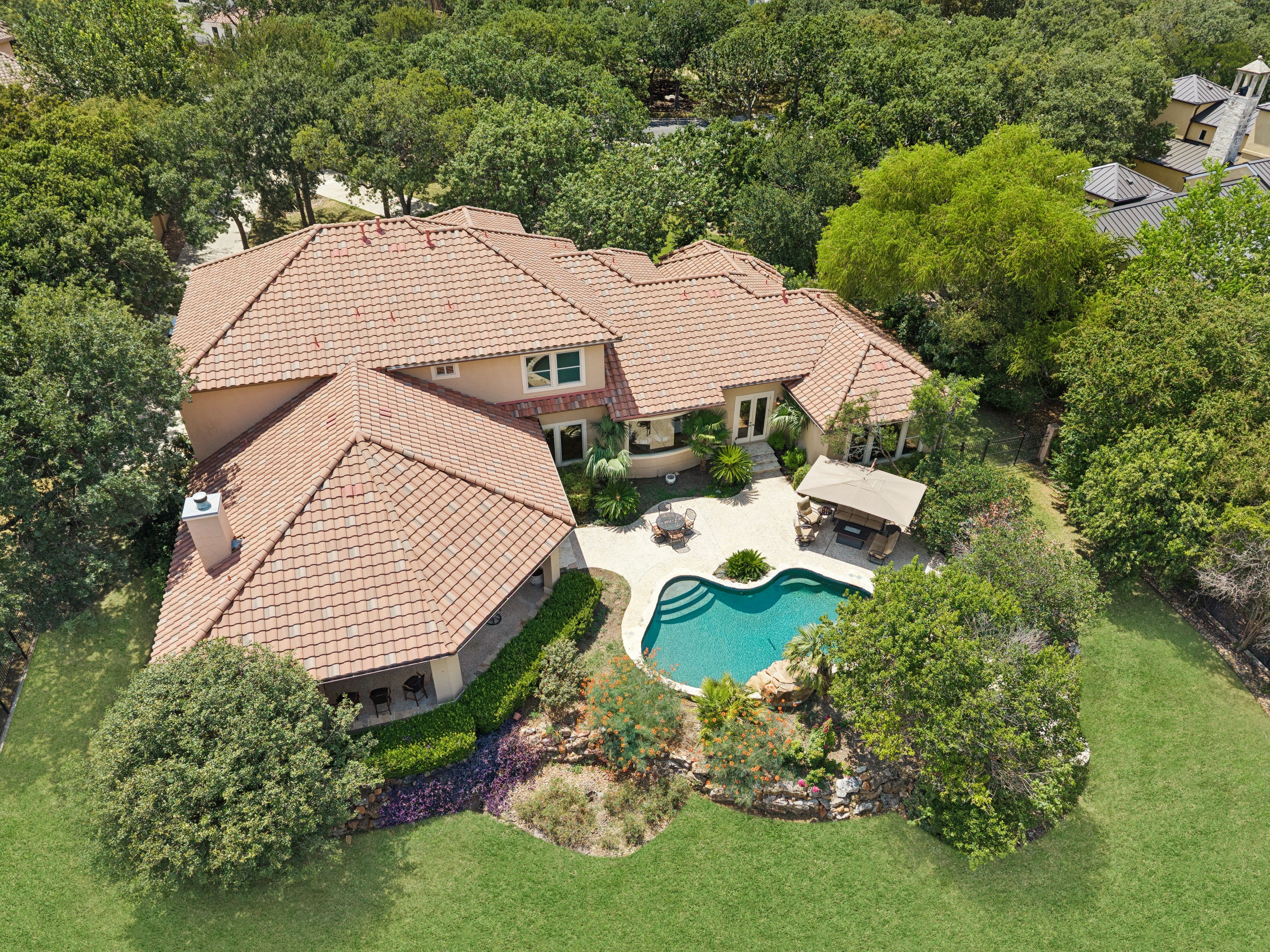  Elevated Living in Bentley Manor - 物件實景