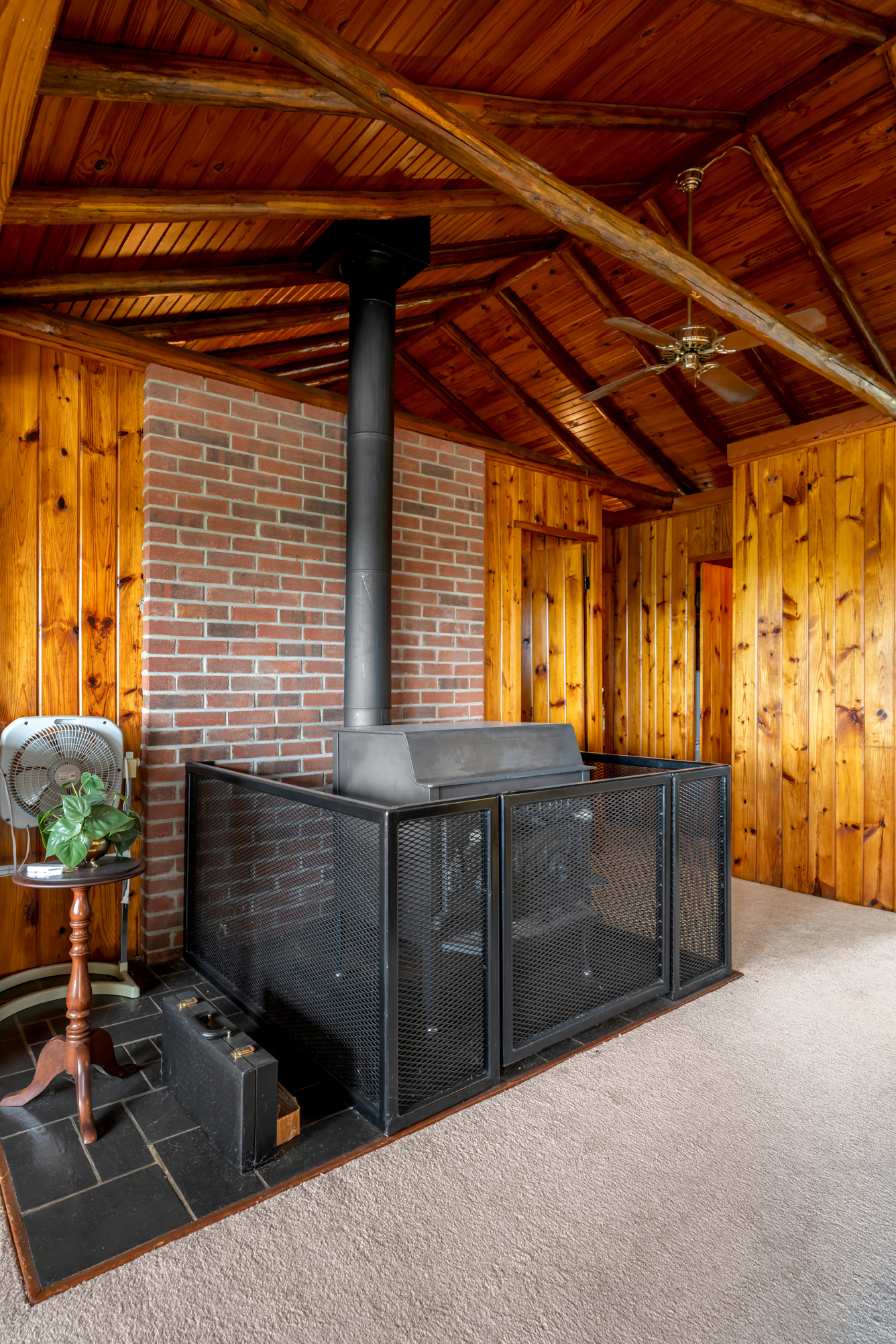  512 Chimney Rock Road - 物件實景