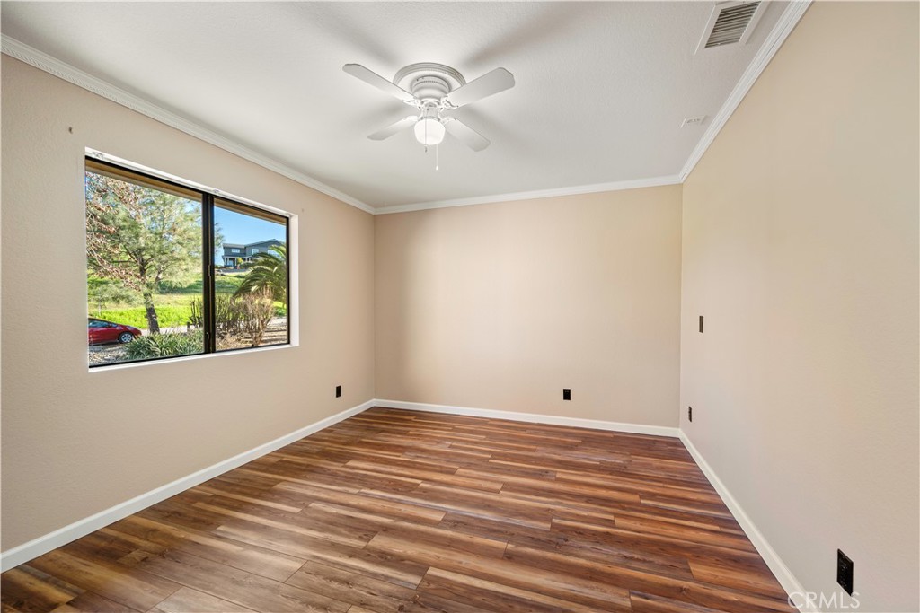 Paso Robles, California, 93446, United States, 5 Bedrooms Bedrooms, ,2 BathroomsBathrooms,Residential,For Sale,2010714