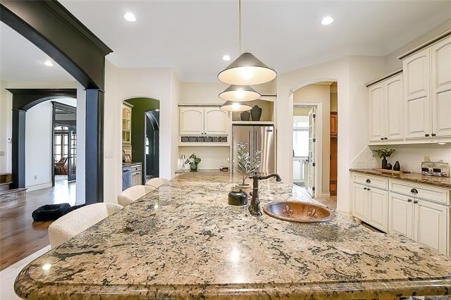 Tahlequah, Oklahoma, 74464, United States, 5 Bedrooms Bedrooms, ,5 BathroomsBathrooms,Residential,For Sale,1987377