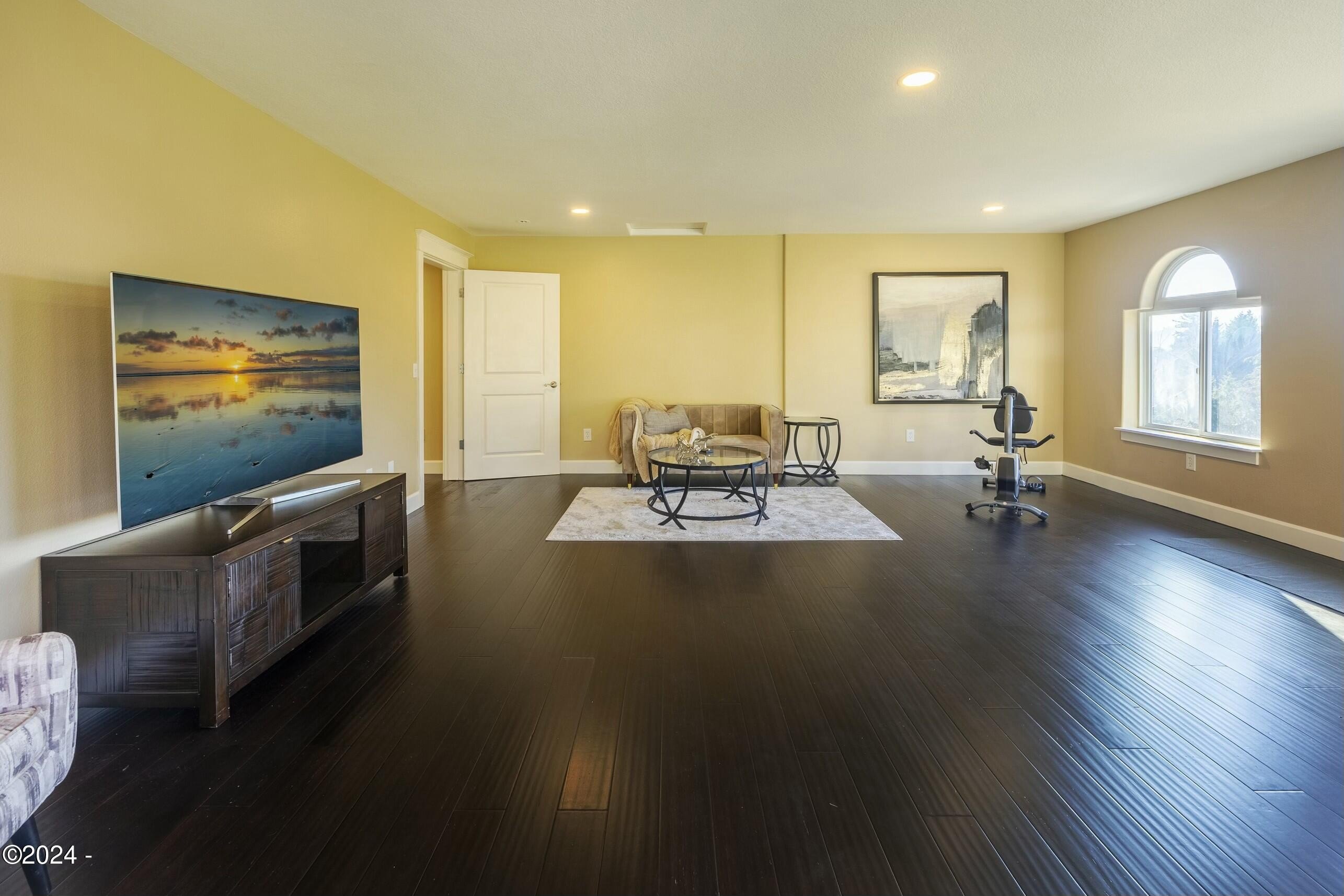 12989 SE Mountain Gate, Happy Valley, Oregon, 97086, United States, 4 Bedrooms Bedrooms, ,5 BathroomsBathrooms,Residential,For Sale,12989 SE Mountain Gate,1668514