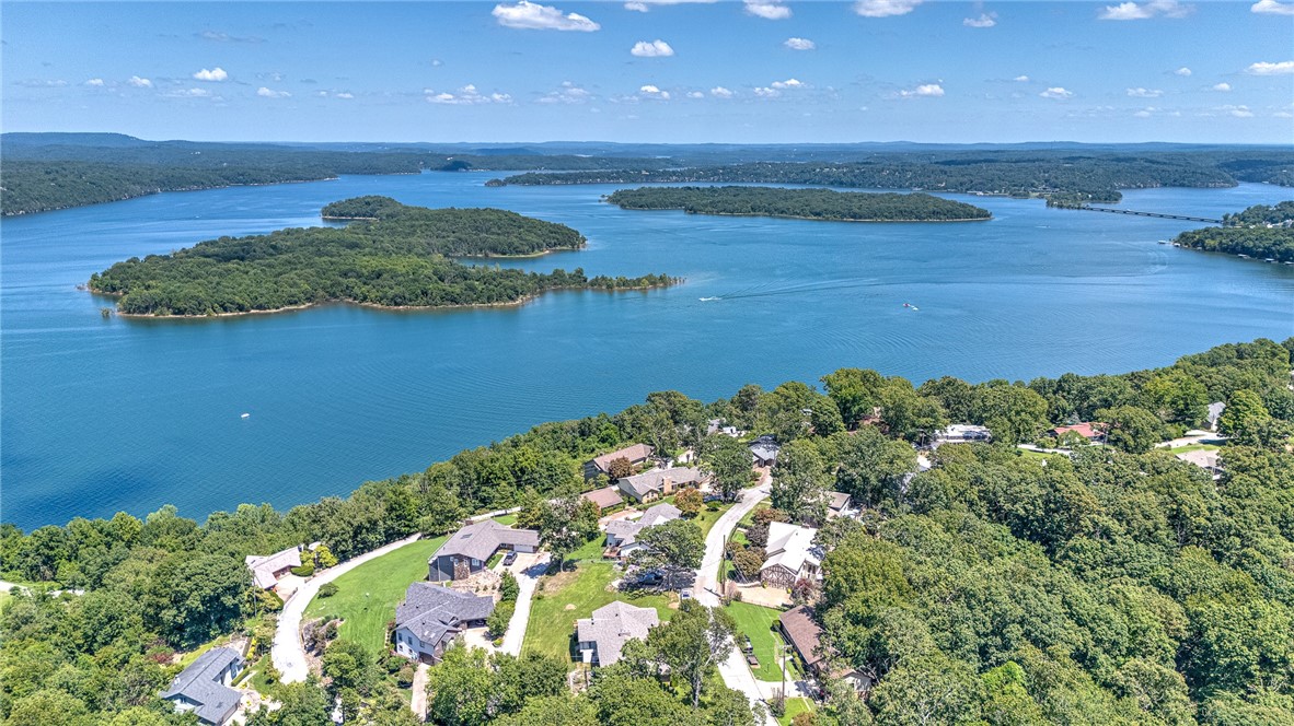 Rogers, Arkansas, 72756, United States, 4 Bedrooms Bedrooms, ,3 BathroomsBathrooms,Residential,For Sale,1901951