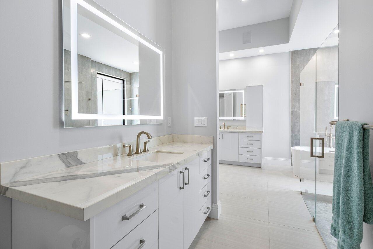 17607 Bocaire Place, Boca Raton, Florida, 33487, United States, 6 Bedrooms Bedrooms, ,5 BathroomsBathrooms,Residential,For Sale,17607 Bocaire Place,1679087