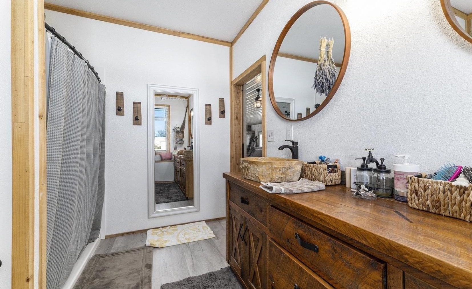 Fife Lake, Michigan, 49633, United States, 7 Bedrooms Bedrooms, ,4 BathroomsBathrooms,Residential,For Sale,2015344