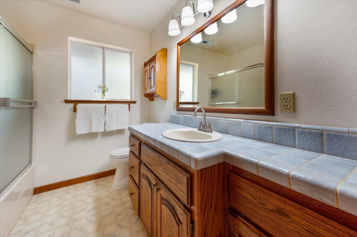 Grass Valley, California, 95949, United States, 3 Bedrooms Bedrooms, ,3 BathroomsBathrooms,Residential,For Sale,1958208