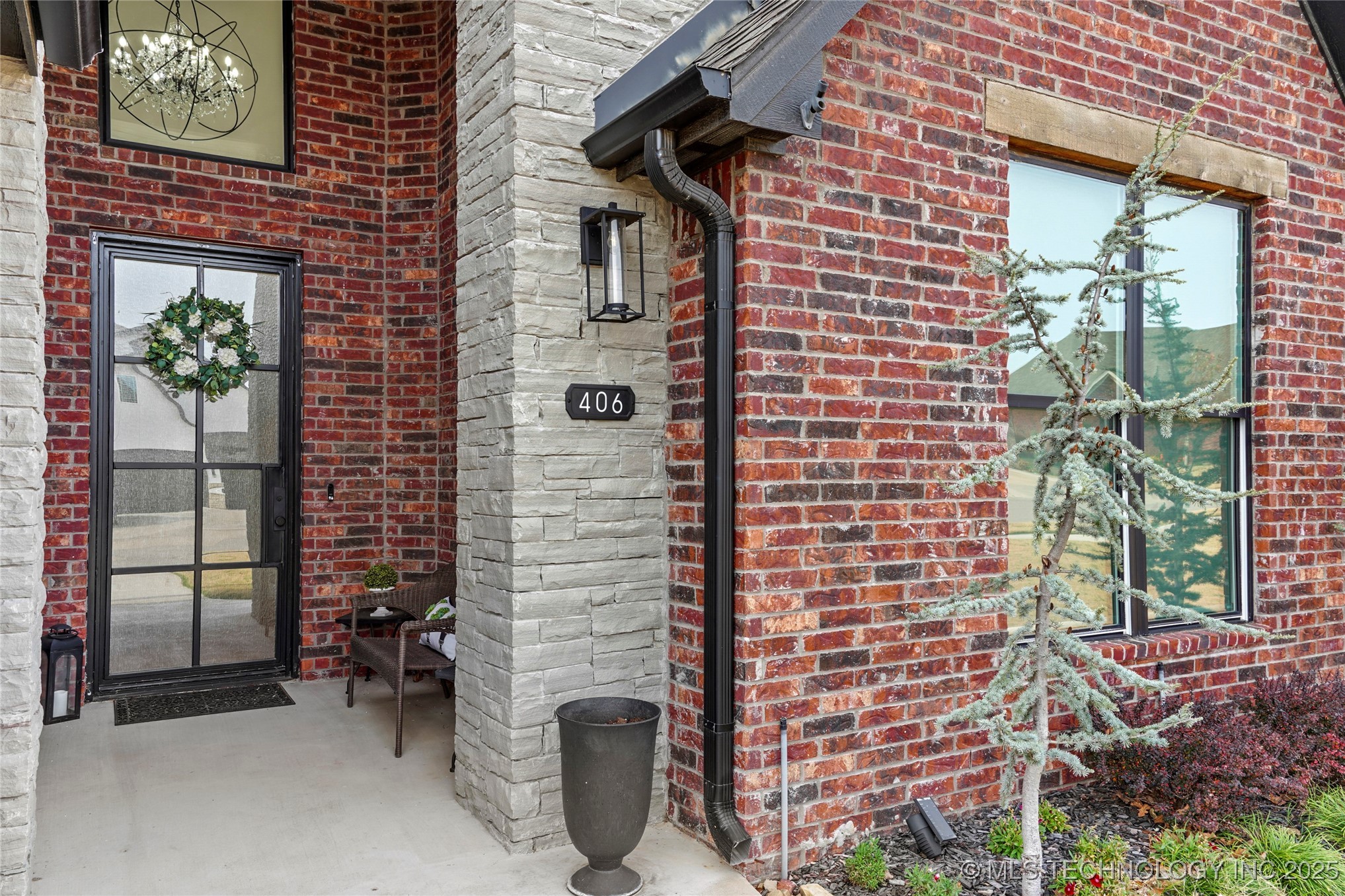 Broken Arrow, Oklahoma, 74014, United States, 3 Bedrooms Bedrooms, ,4 BathroomsBathrooms,Residential,For Sale,1997377