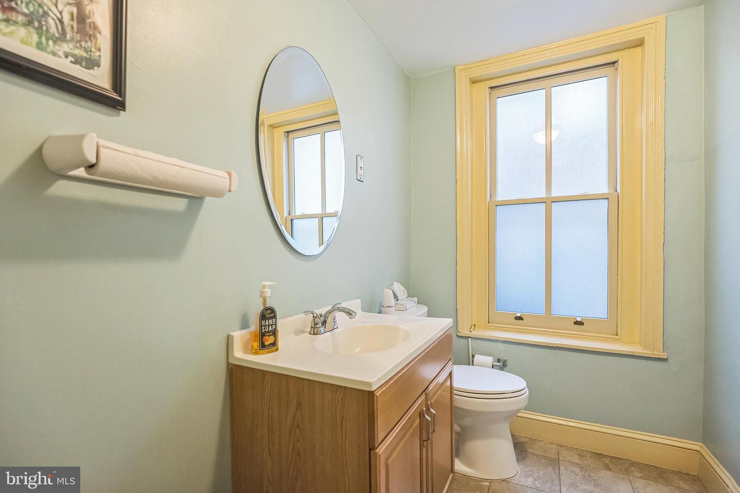 Philadelphia, Pennsylvania, 19103, United States, ,Residential,For Sale,1903580