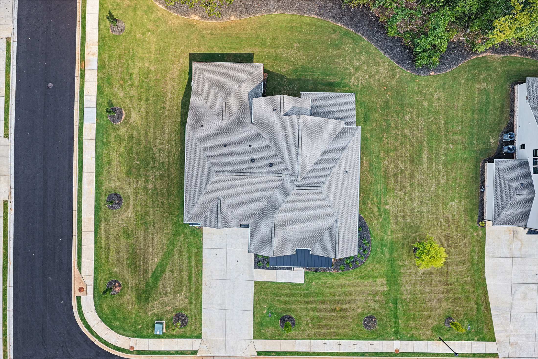  New Construction Home Blends Effortless Living and Elevated Entertaining - 物件實景
