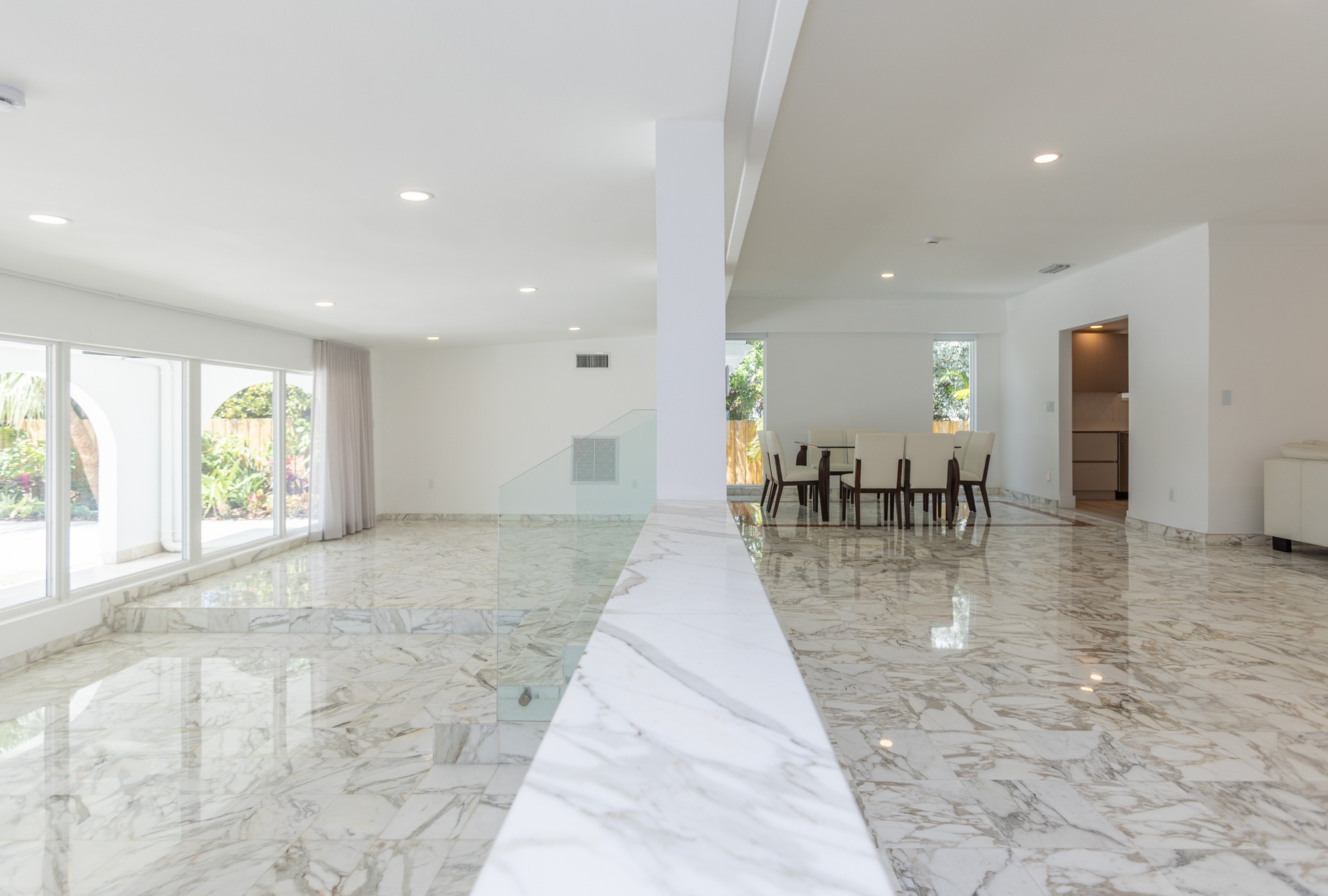  1690 Daytonia Rd, Miami Beach, FL, 33141 - 物件實景