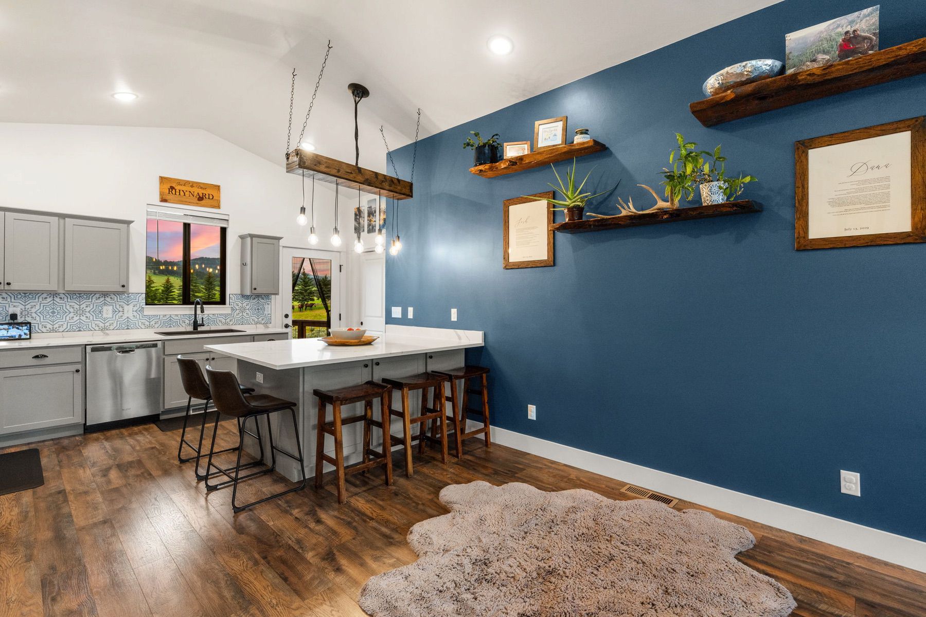  215 Timberline Creek Dr - 物件實景