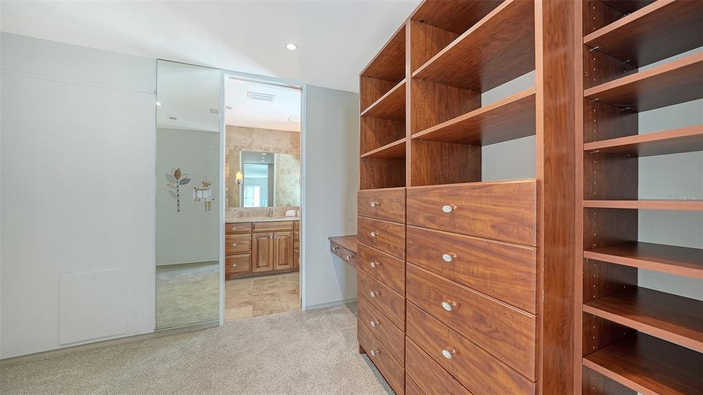 Sarasota, Florida, 34236, United States, 2 Bedrooms Bedrooms, ,2 BathroomsBathrooms,Residential,For Sale,1960726